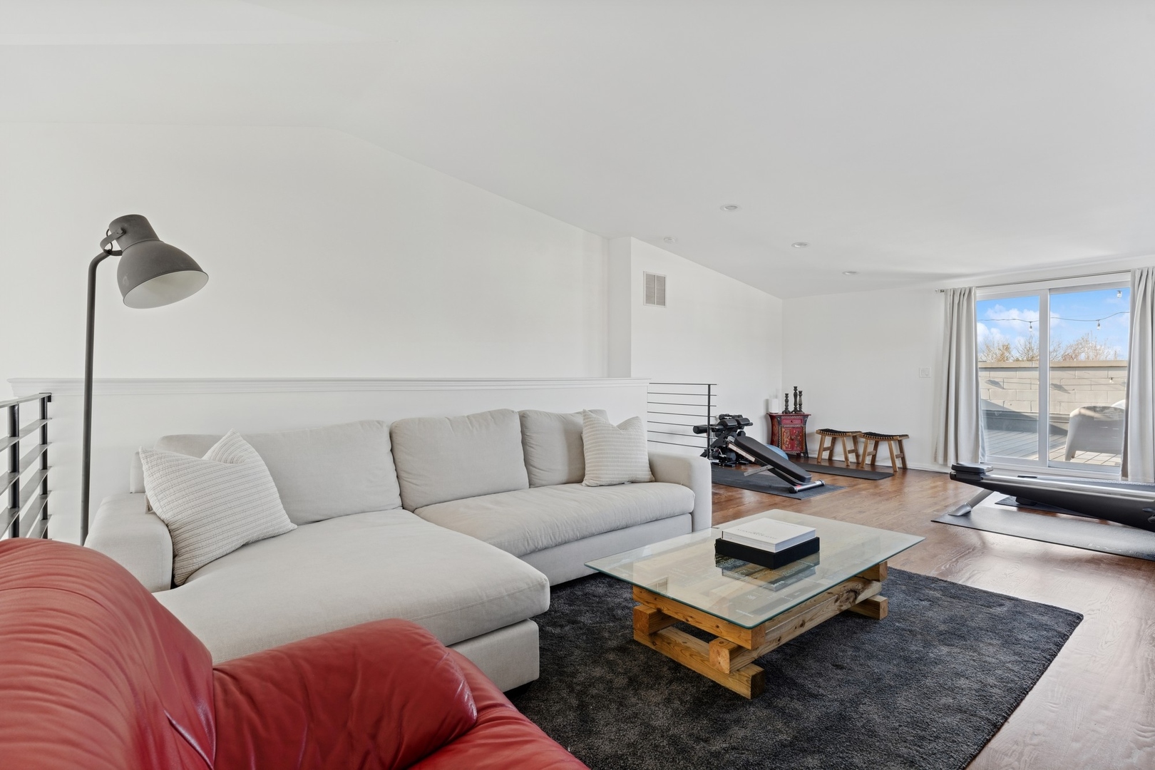 1632 W ERIE Street Unit: 3