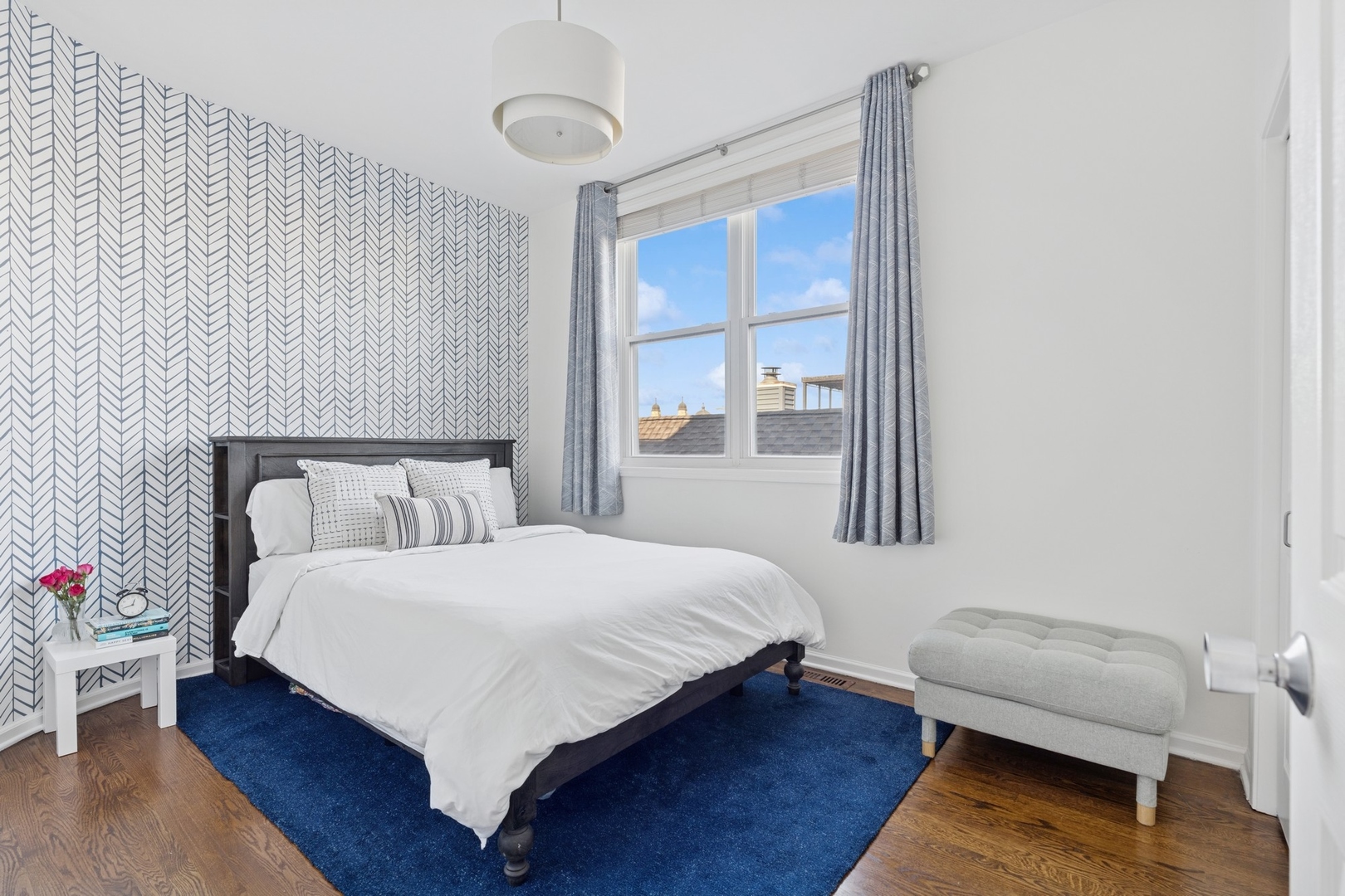 1632 W ERIE Street Unit: 3