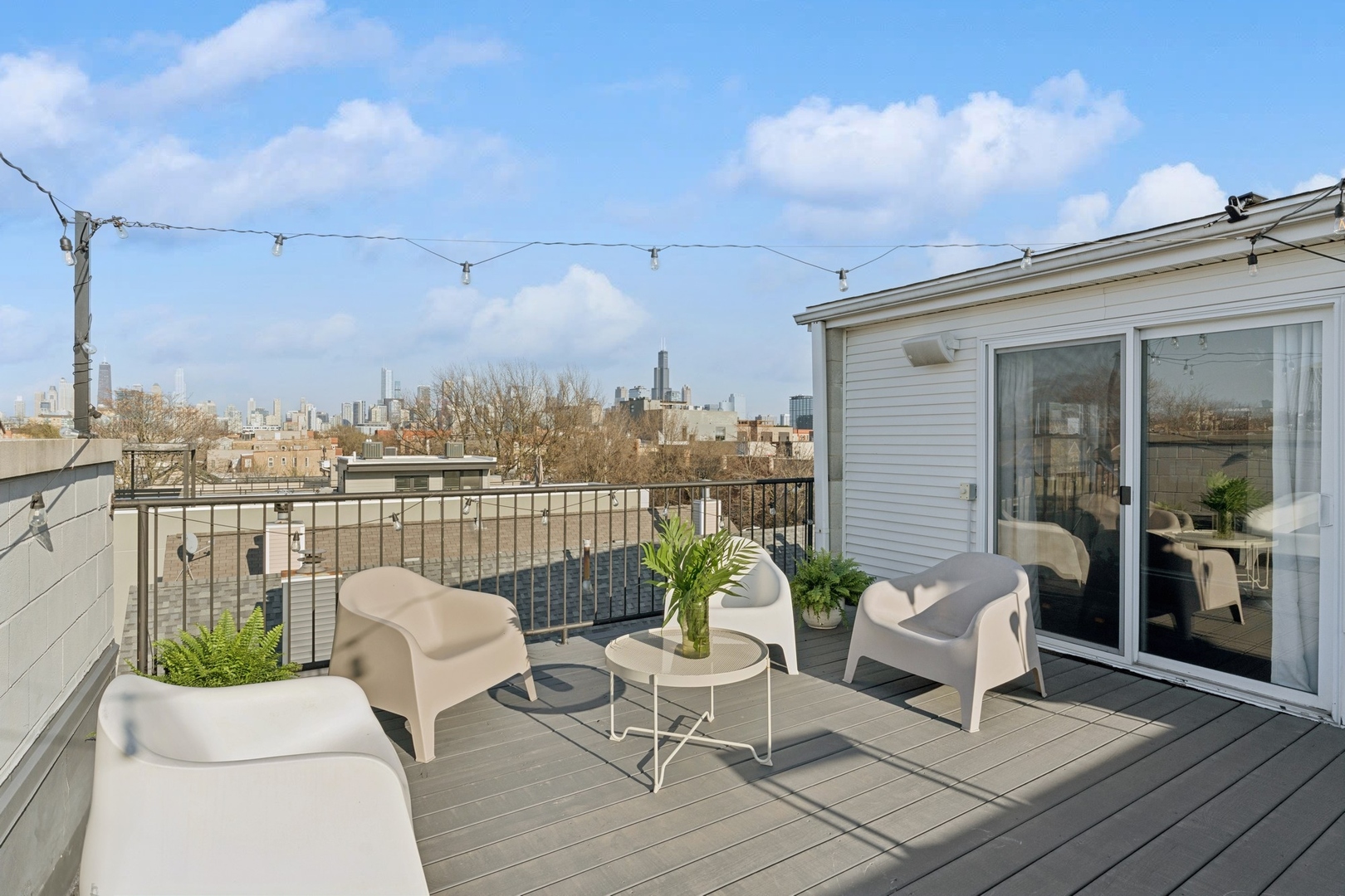 1632 W ERIE Street Unit: 3