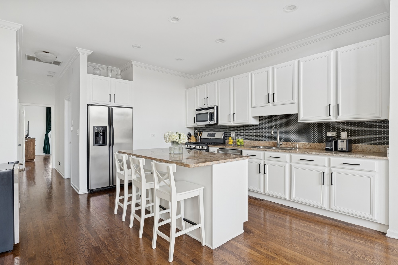 1632 W ERIE Street Unit: 3