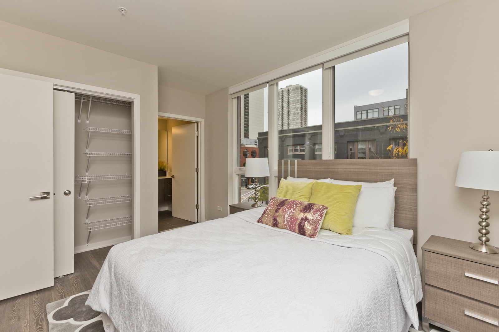 1552 N North Park Avenue Unit: 310