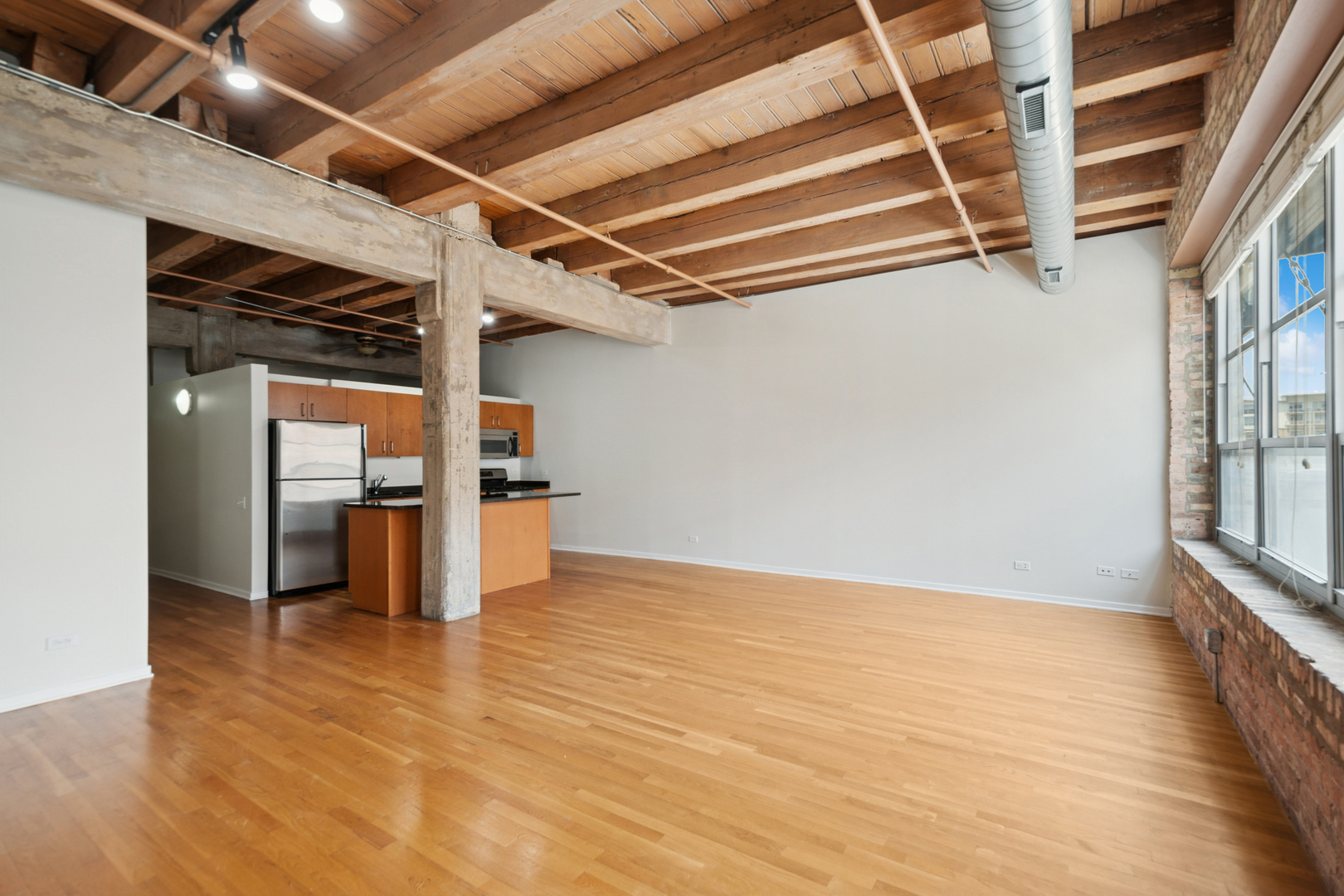 333 S Desplaines Street Unit: 504