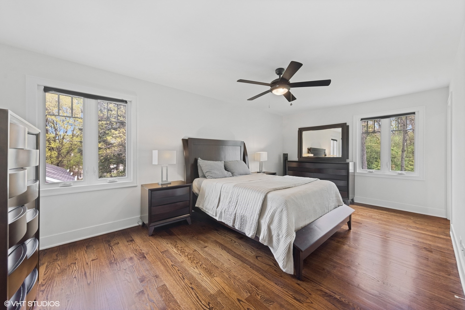 16 W Birchwood Avenue