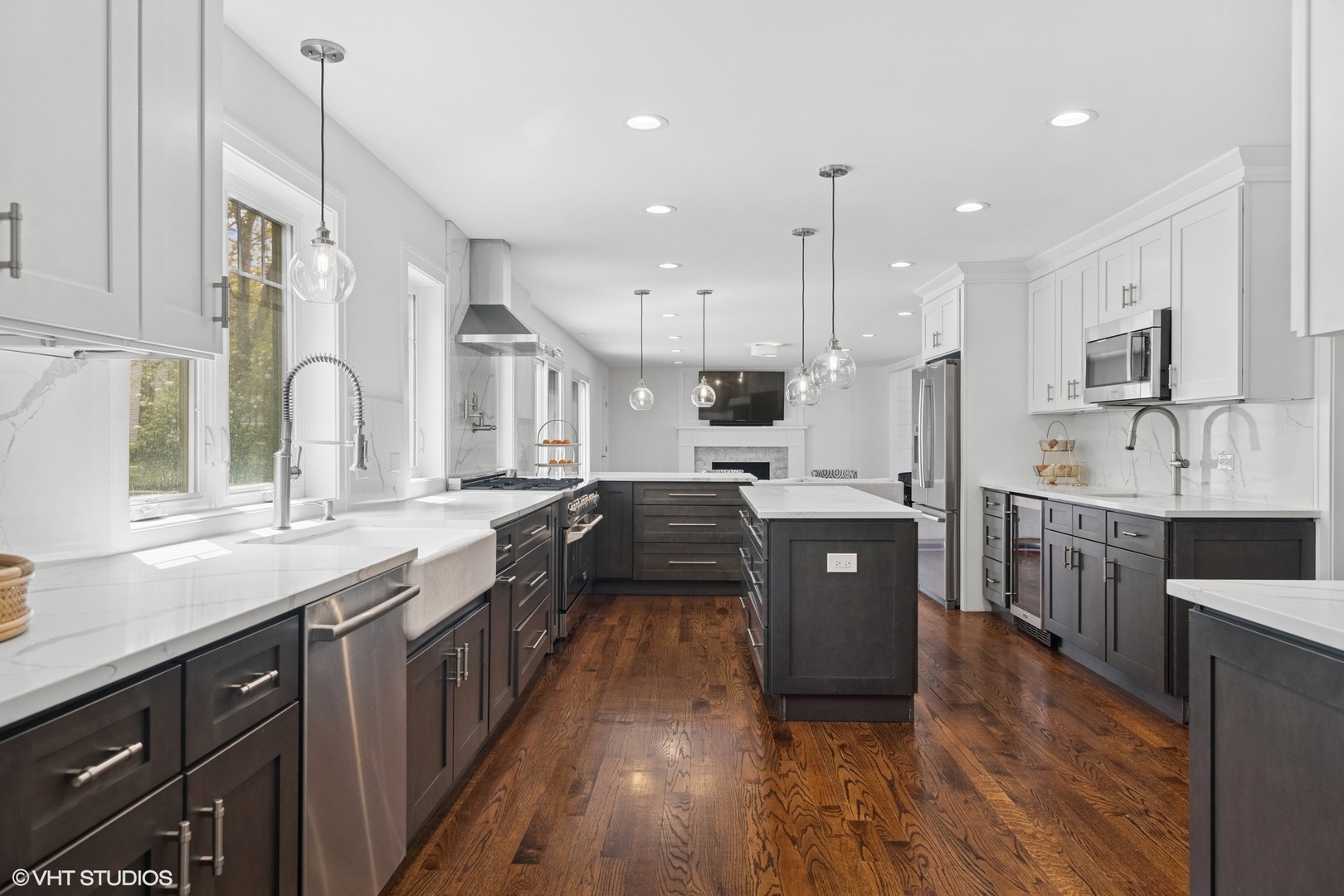 16 W Birchwood Avenue