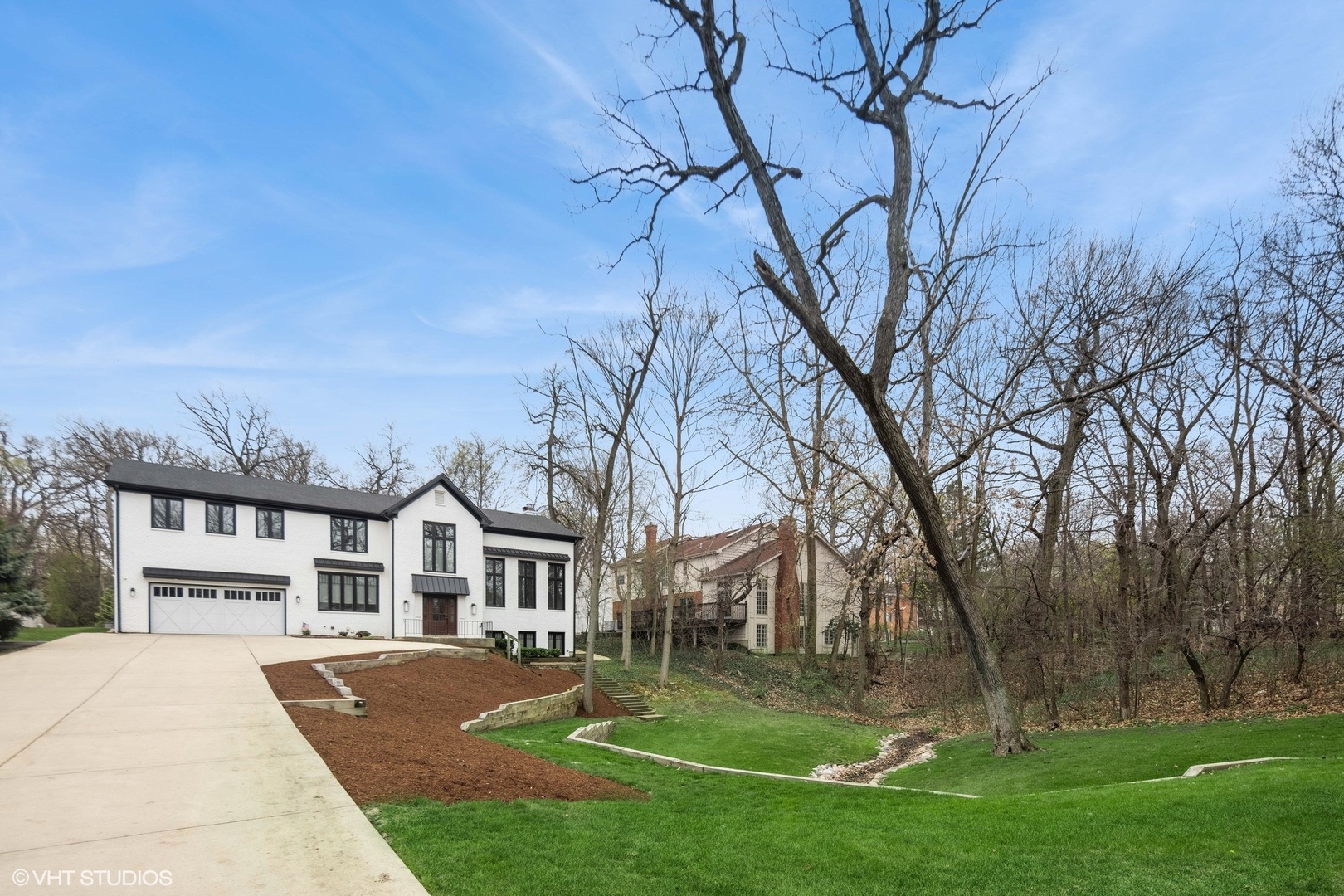 16 W Birchwood Avenue