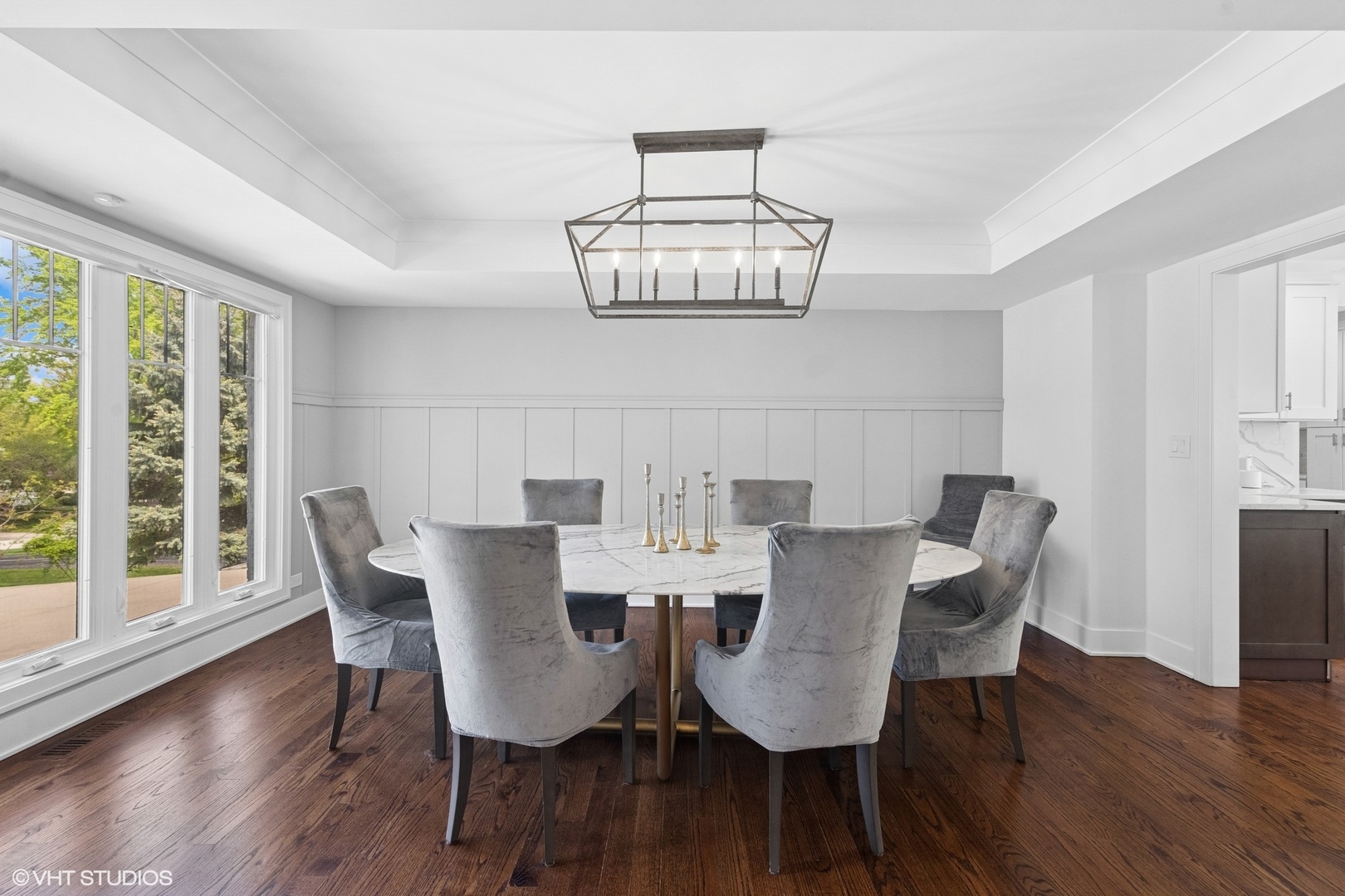 16 W Birchwood Avenue