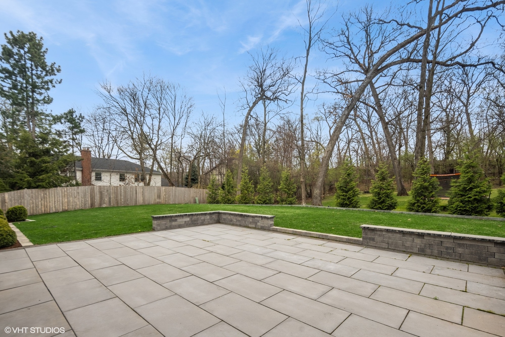 16 W Birchwood Avenue