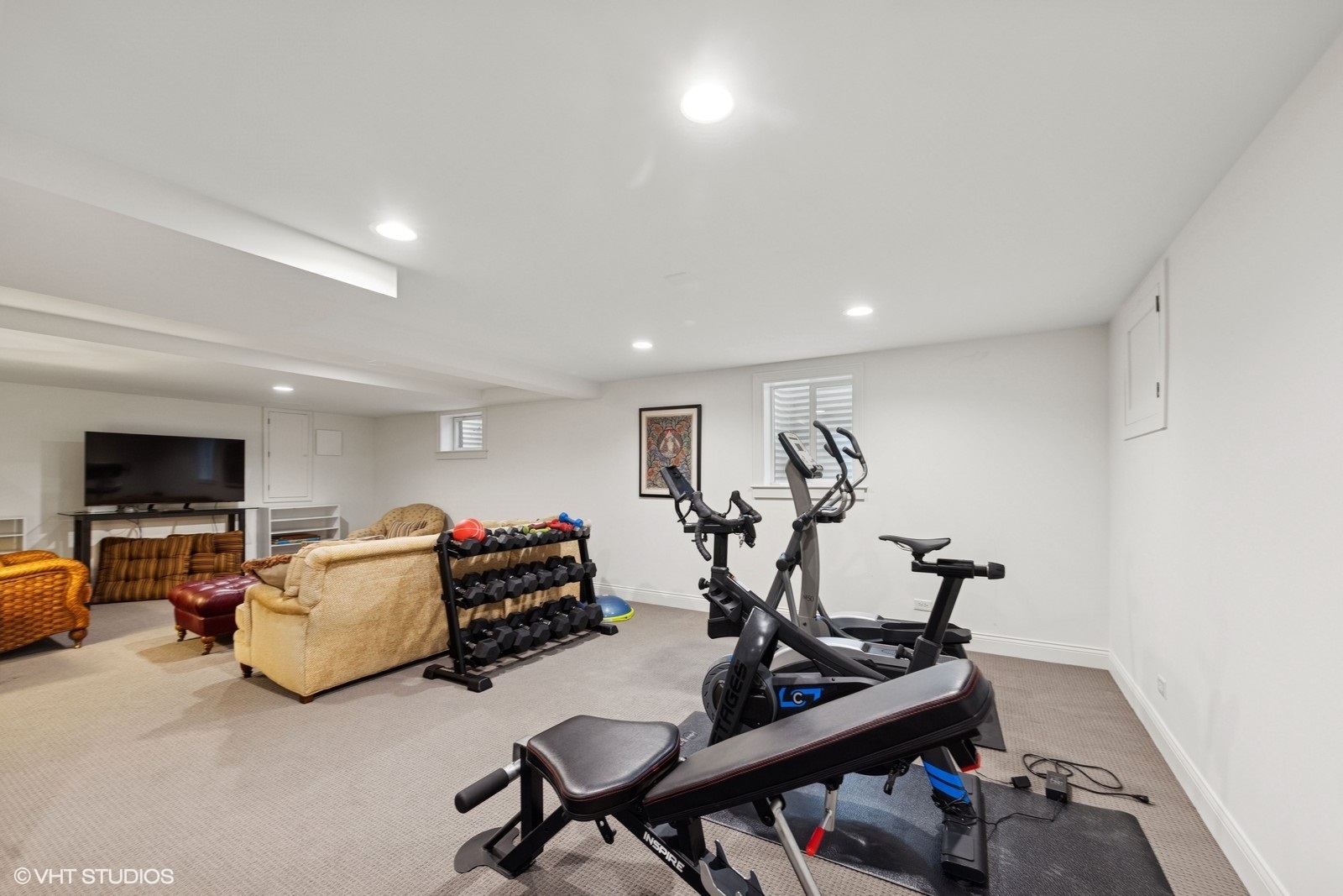 1002 BURR RIDGE CLUB Drive
