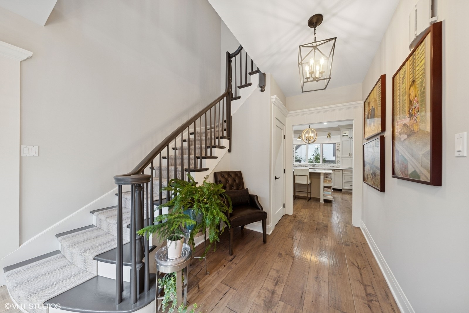 1002 BURR RIDGE CLUB Drive