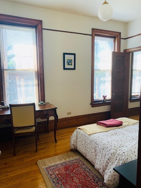 2214 N Kenmore Avenue Unit: 2