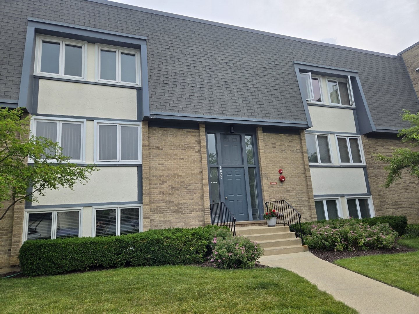 2025 Ammer Ridge Court Unit: 202