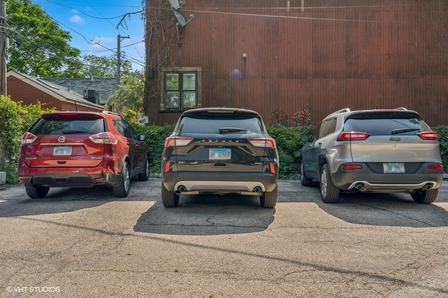 2132 W Evergreen Avenue Unit: 1D