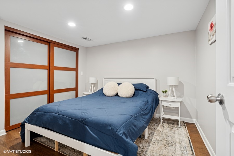 2132 W Evergreen Avenue Unit: 1D