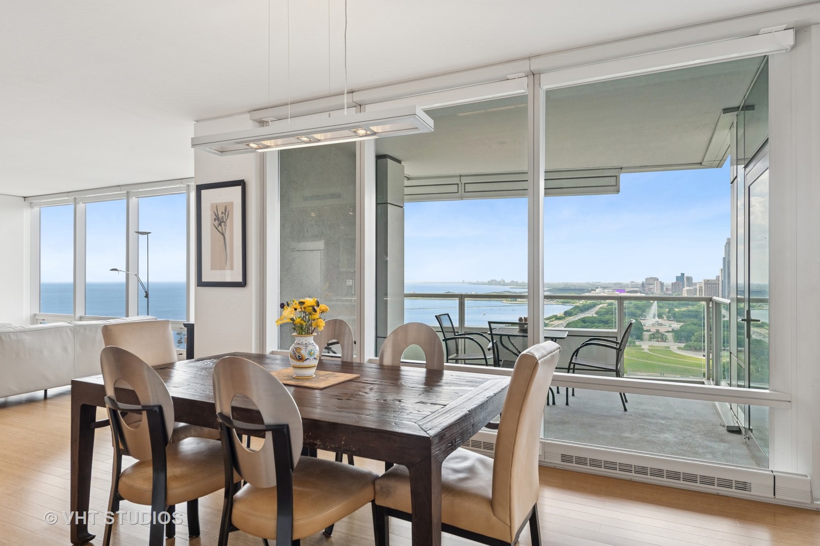 340 E Randolph Street Unit: 2305