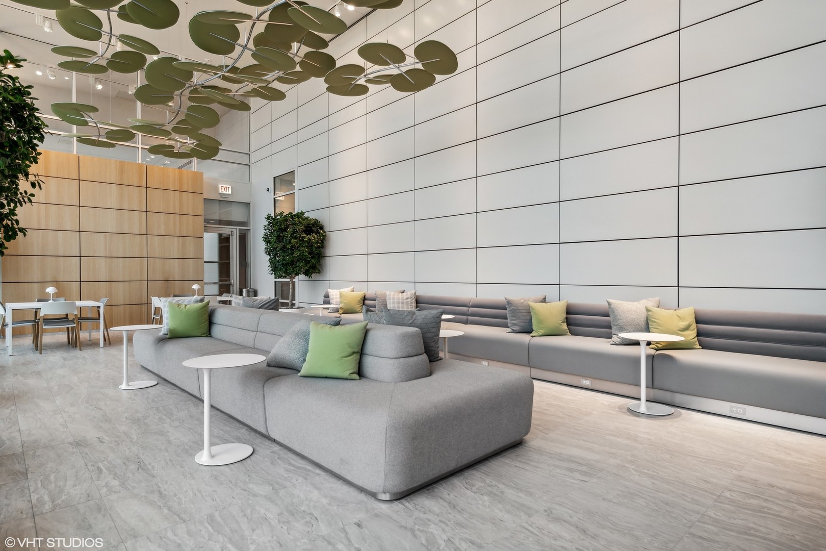 340 E Randolph Street Unit: 2305