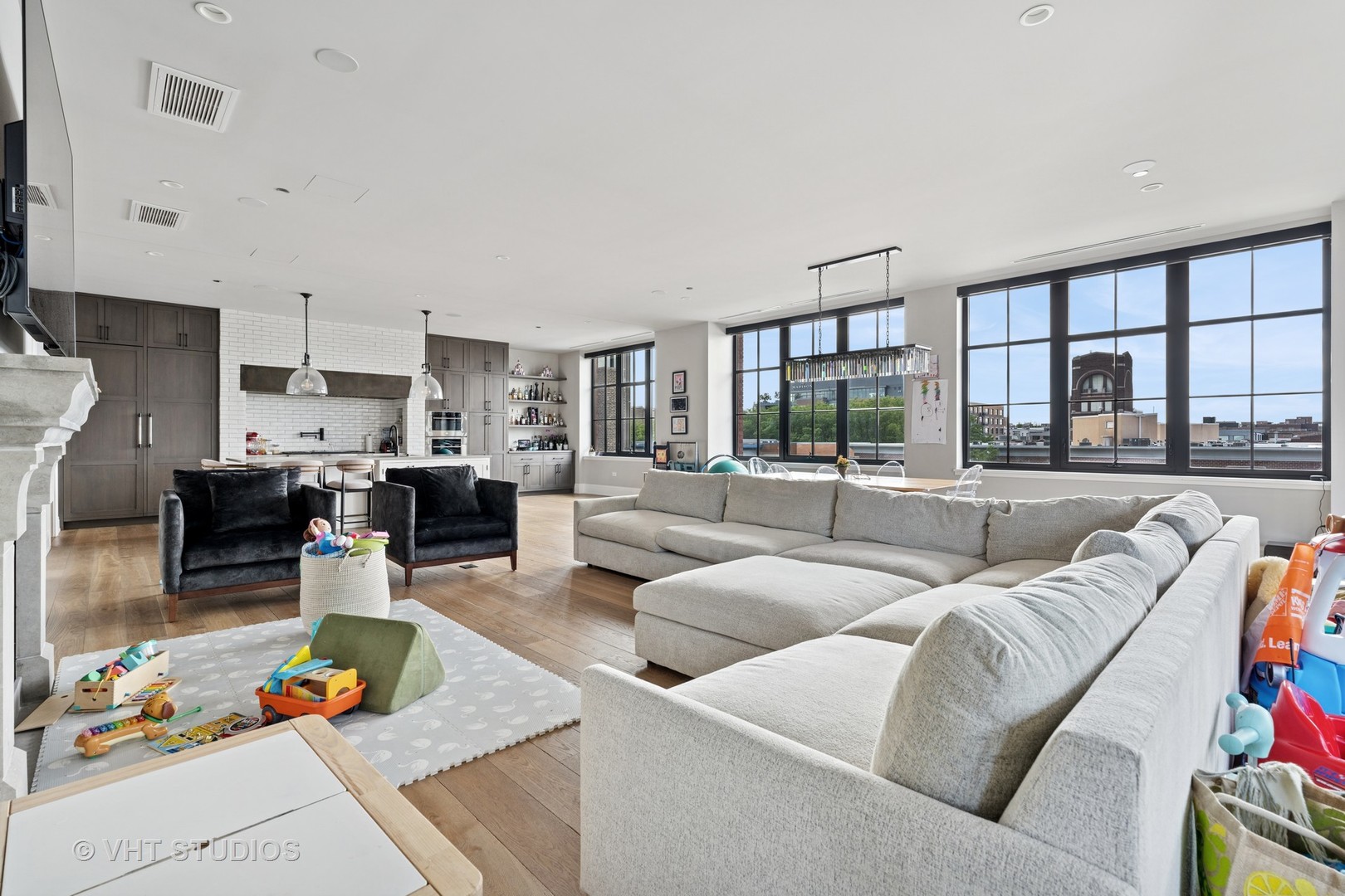 1109 W Washington Boulevard Unit: 5A