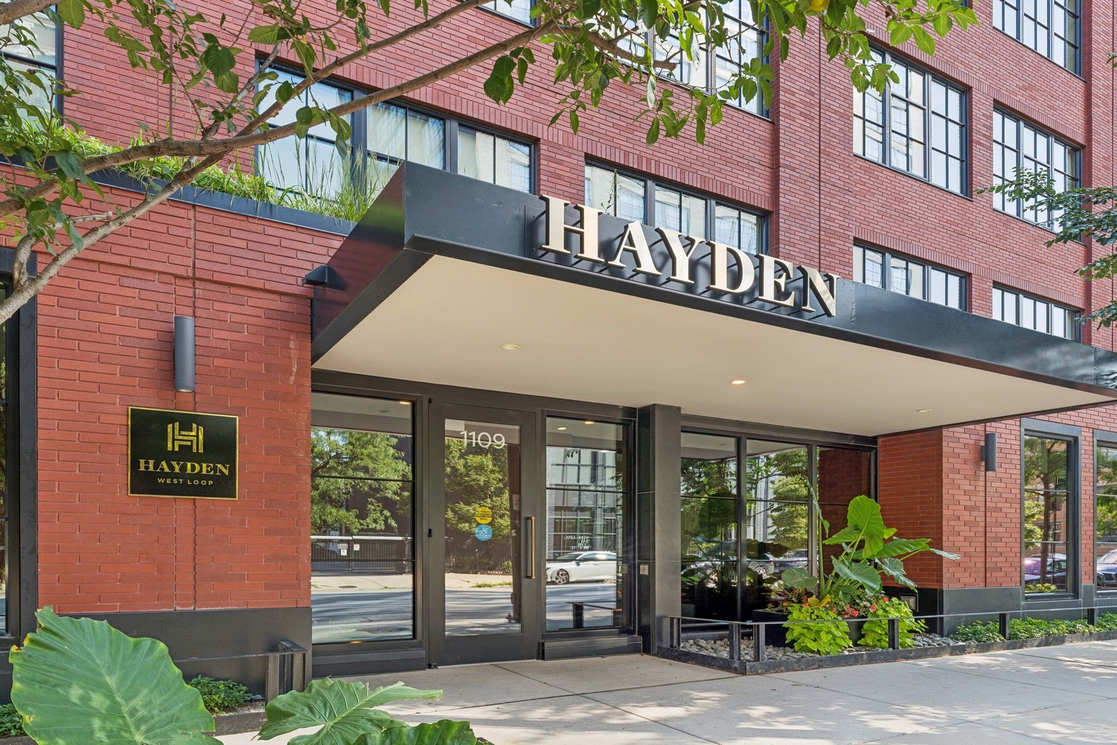 1109 W Washington Boulevard Unit: 5A