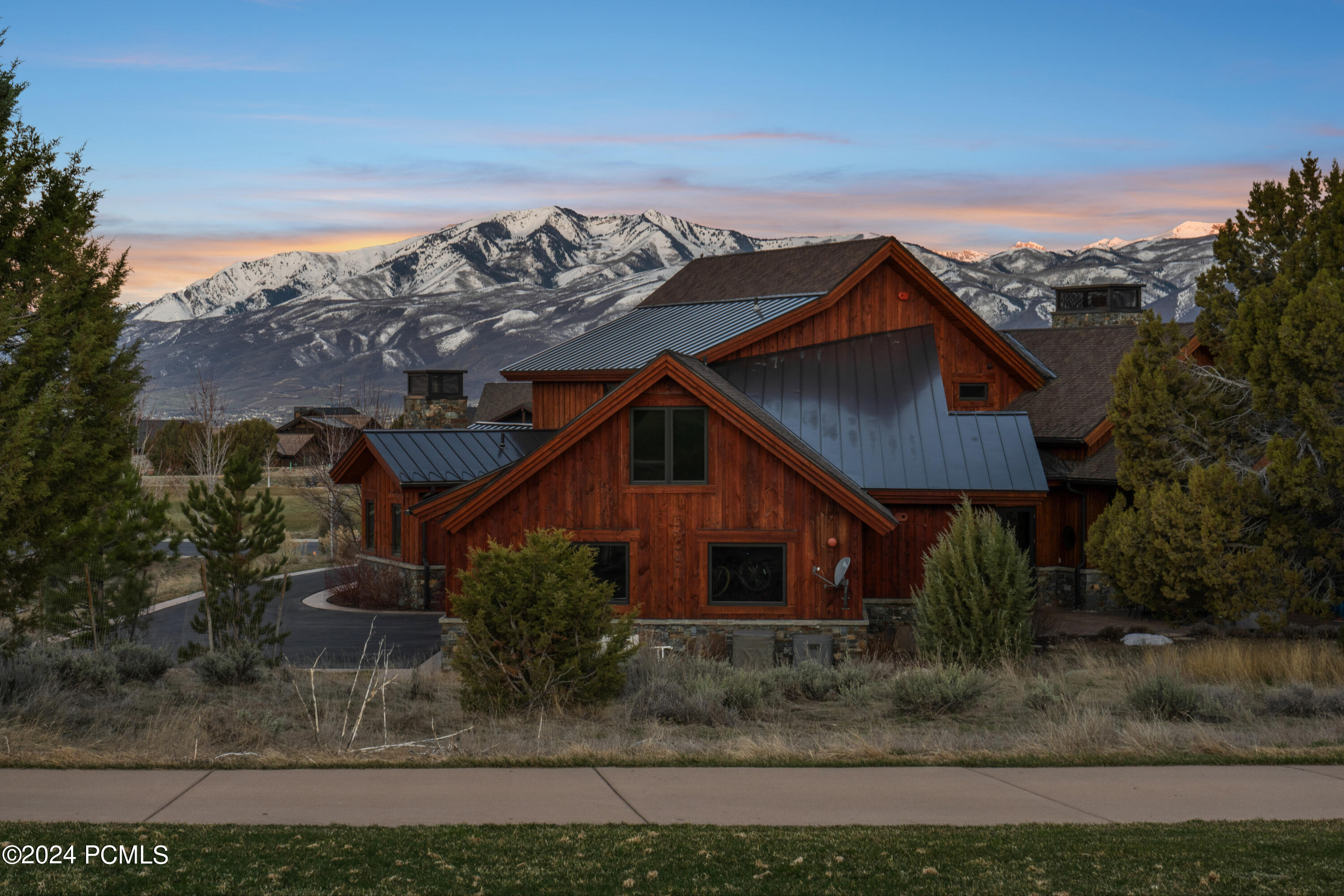 804 N Bald Mountain Circle