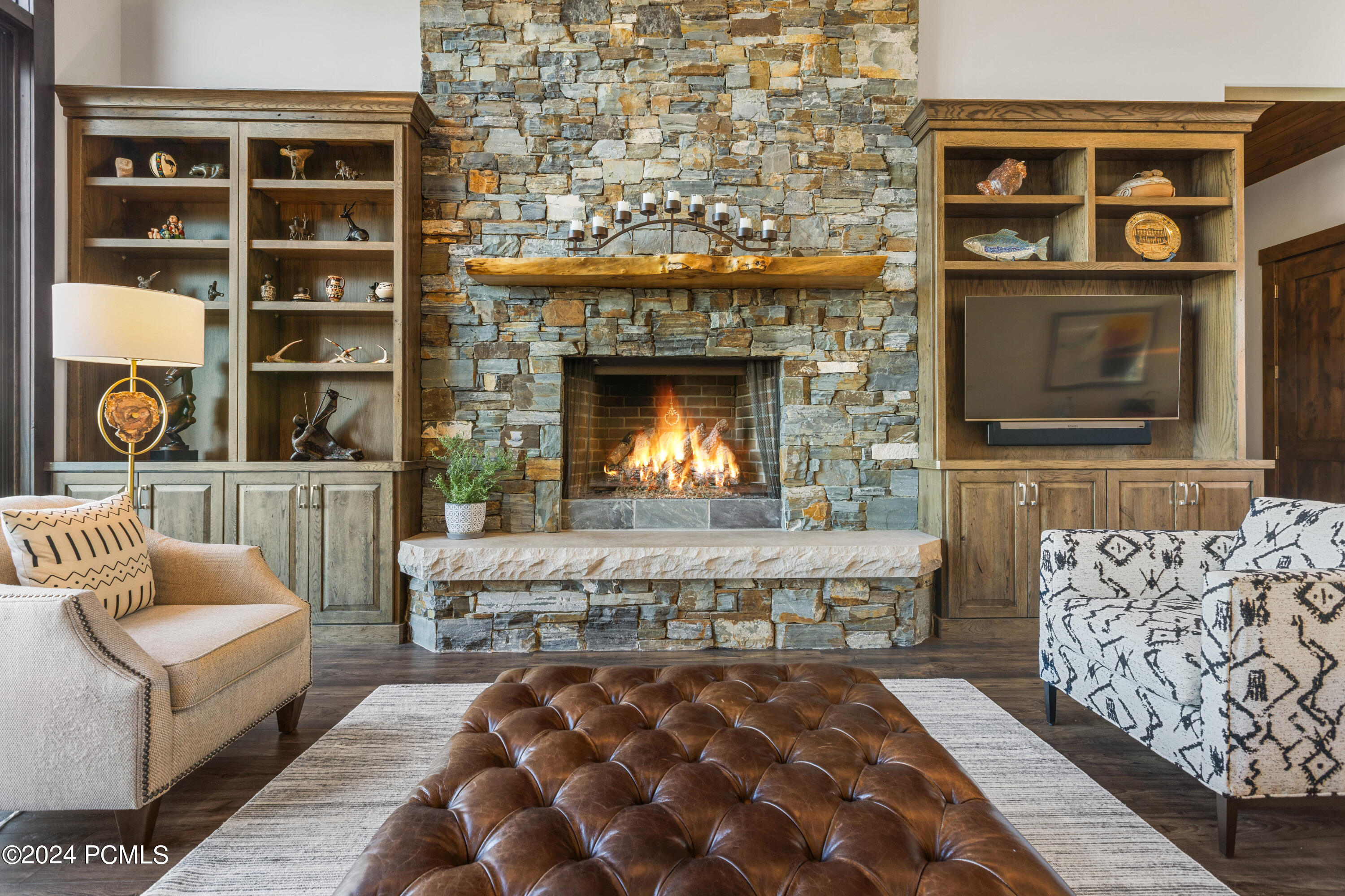 804 N Bald Mountain Circle