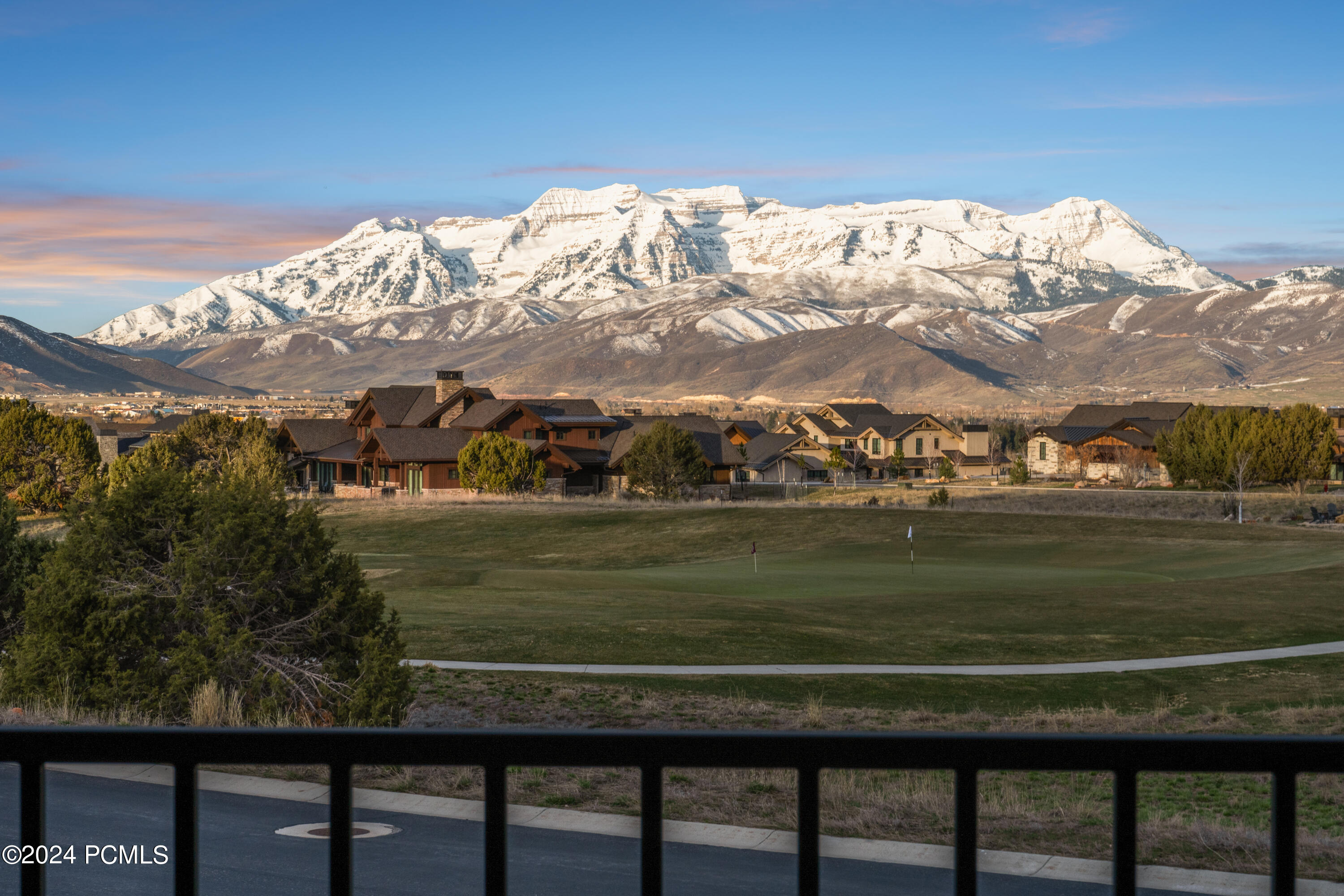 804 N Bald Mountain Circle