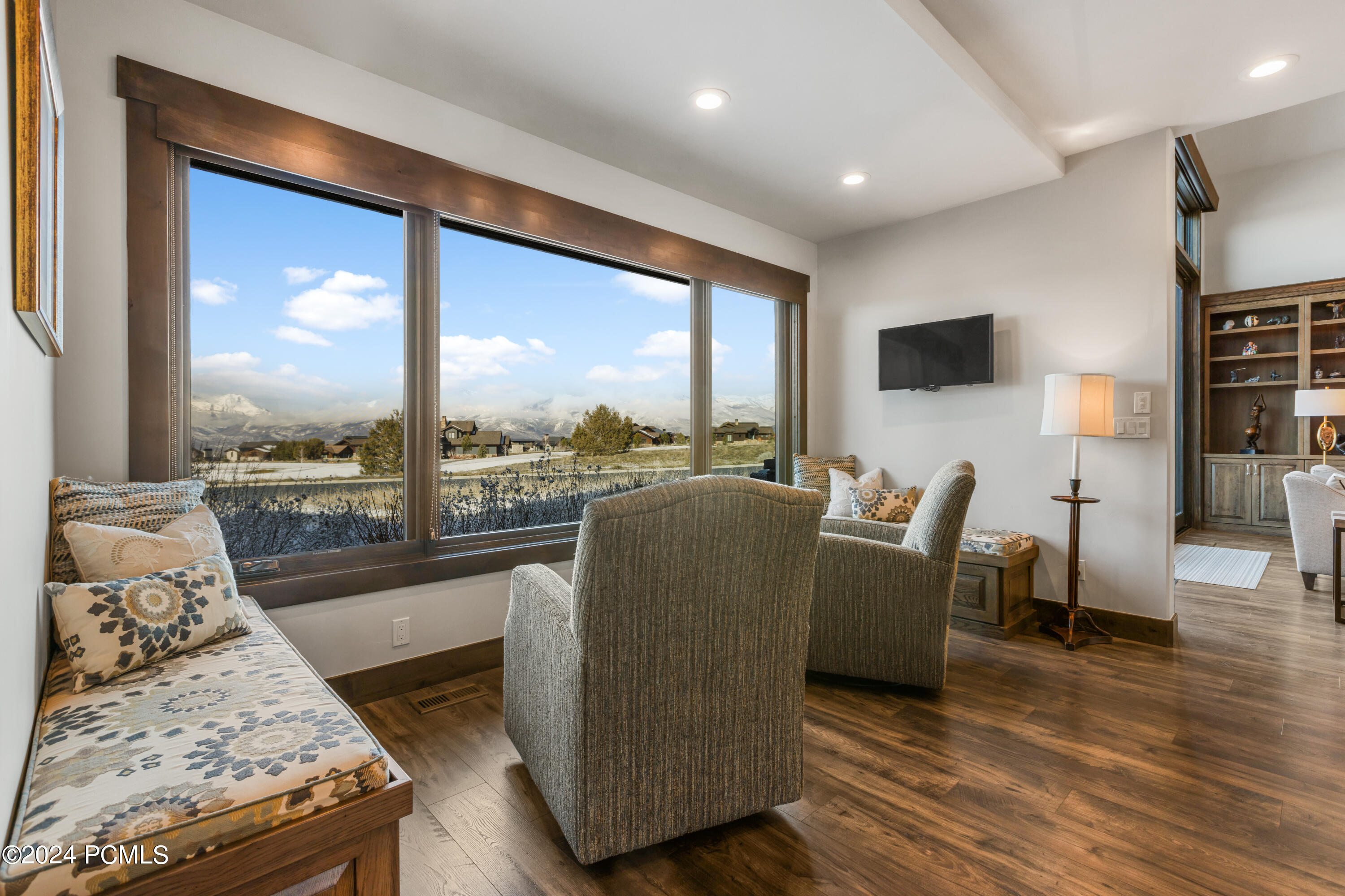 804 N Bald Mountain Circle