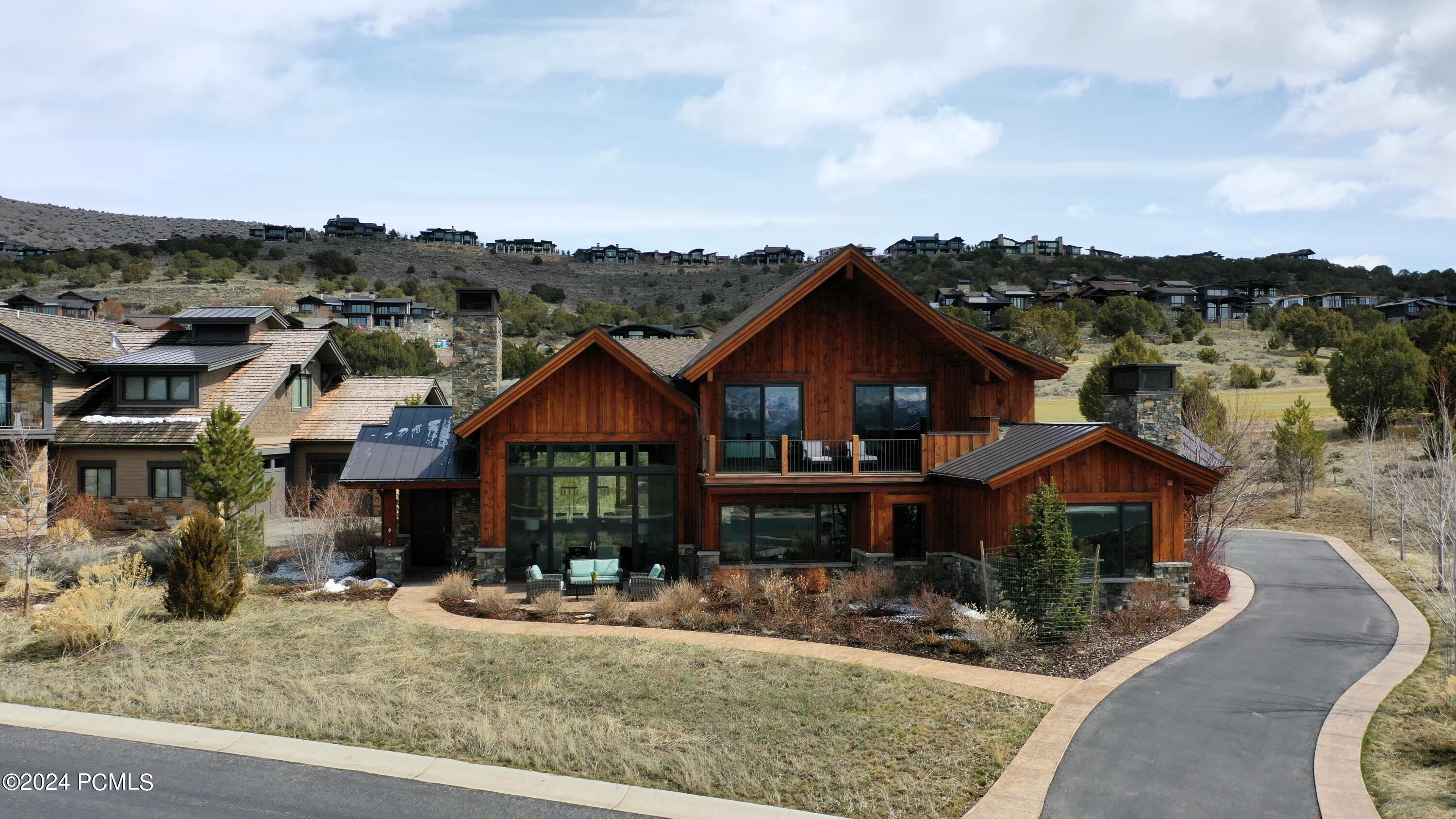 804 N Bald Mountain Circle