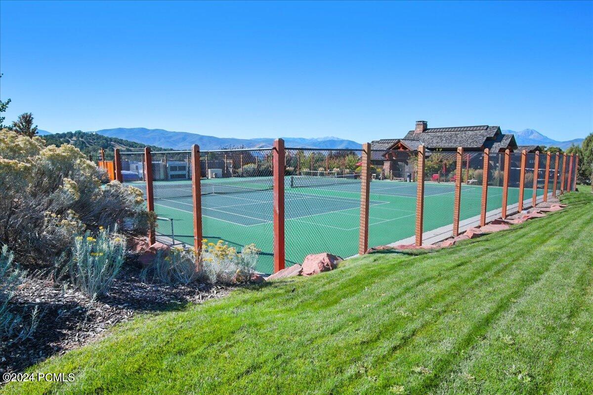 804 N Bald Mountain Circle