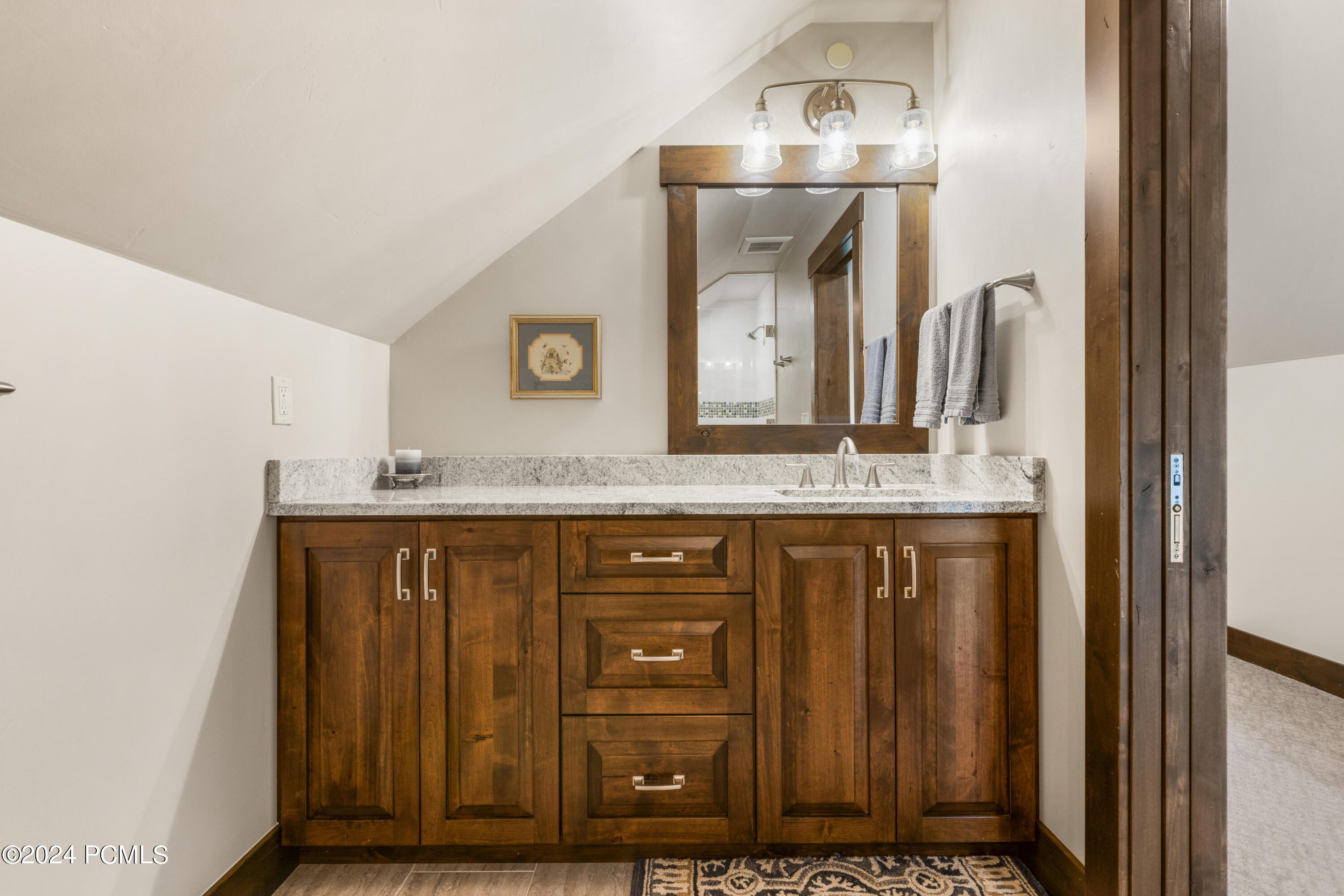 804 N Bald Mountain Circle