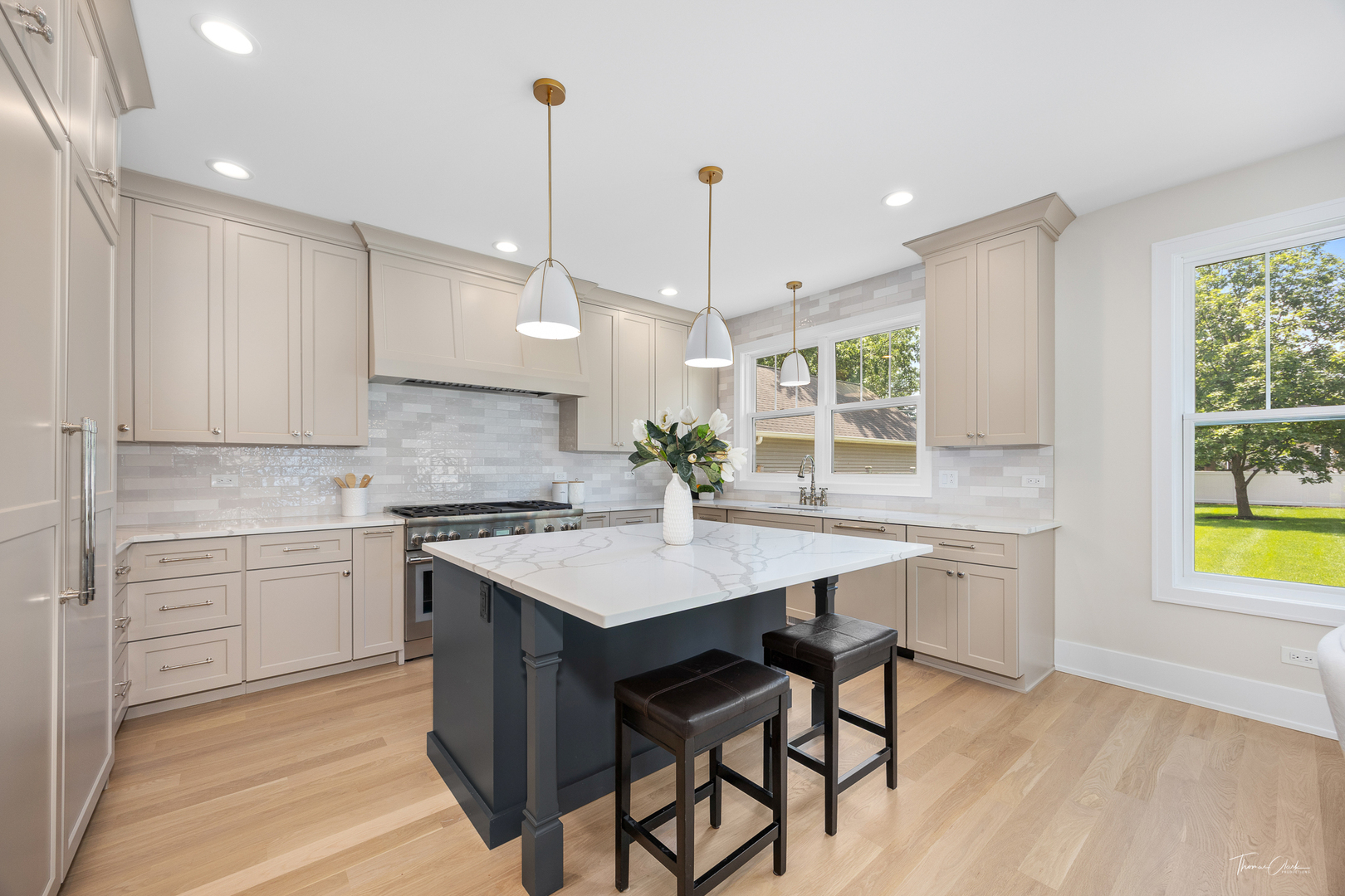 4920 Stonewall Avenue