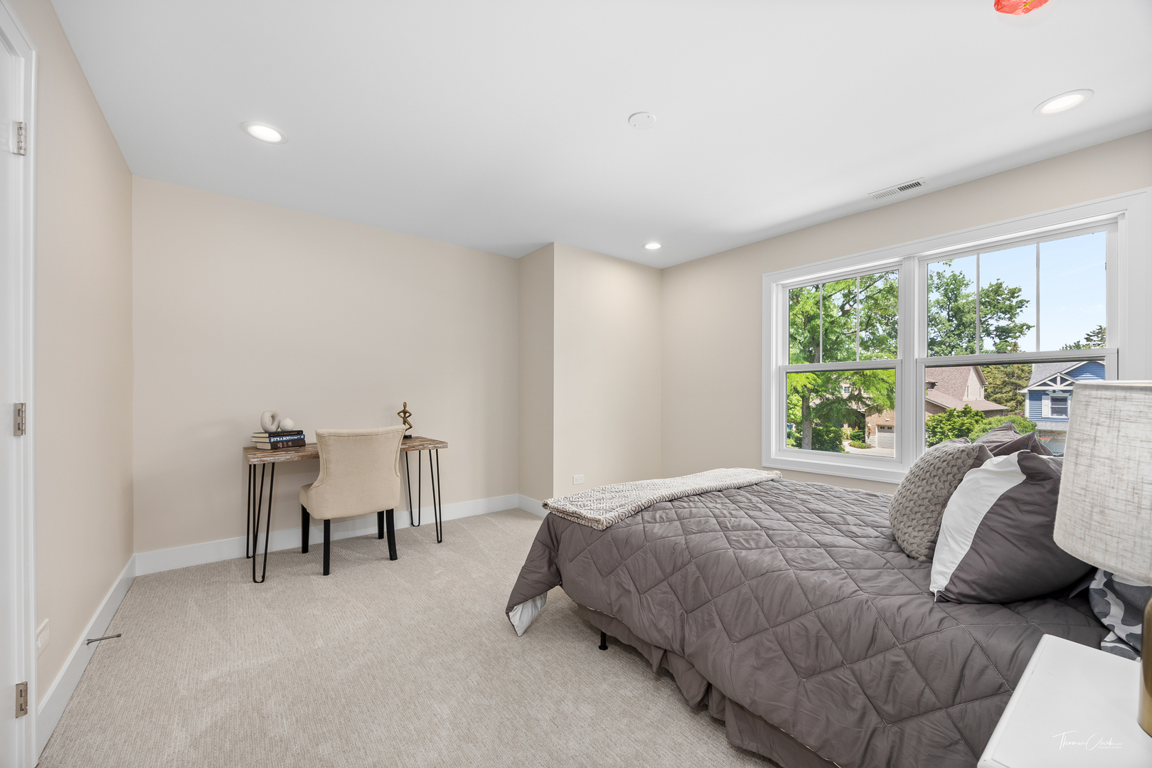 4920 Stonewall Avenue