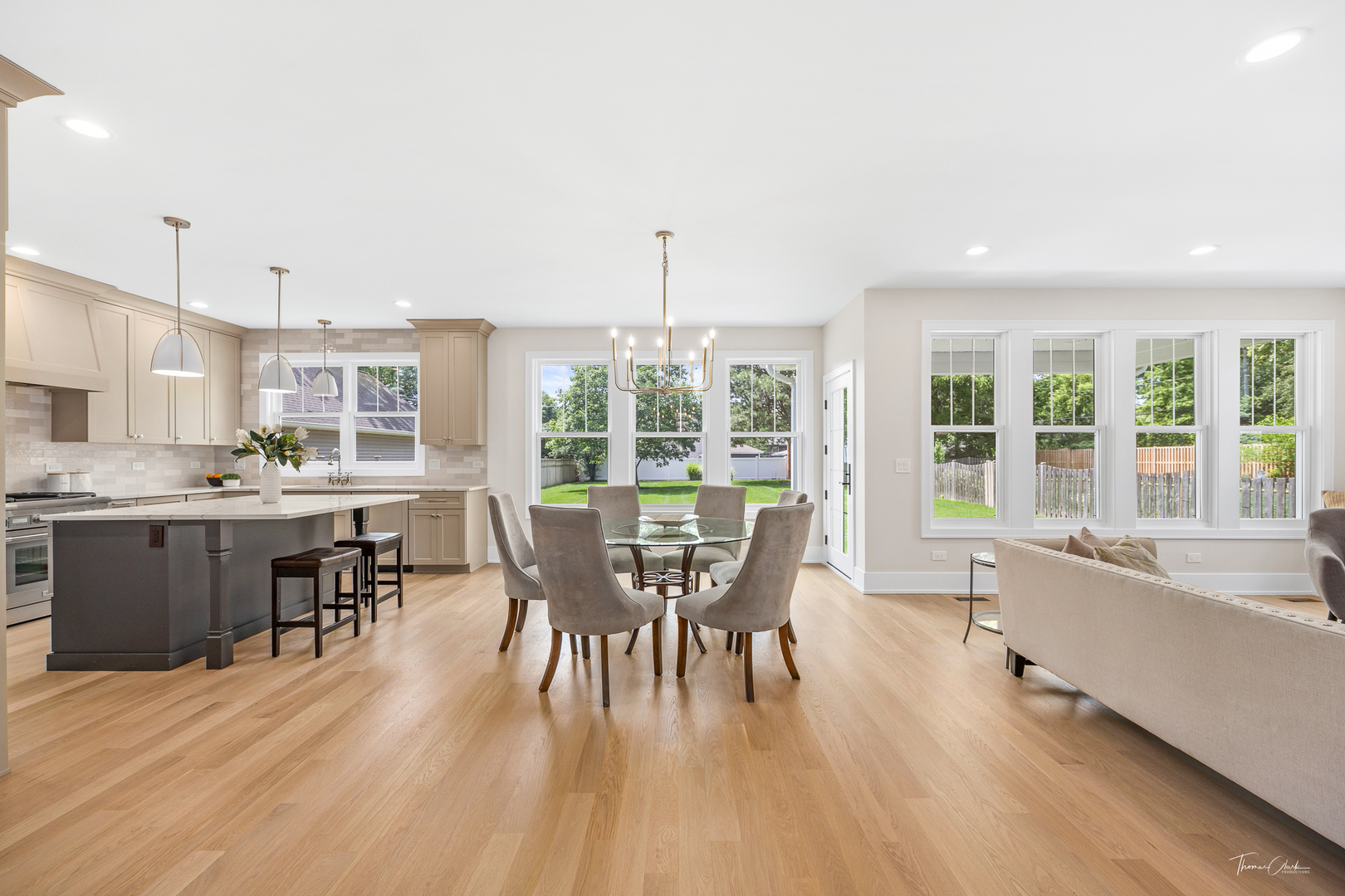 4920 Stonewall Avenue