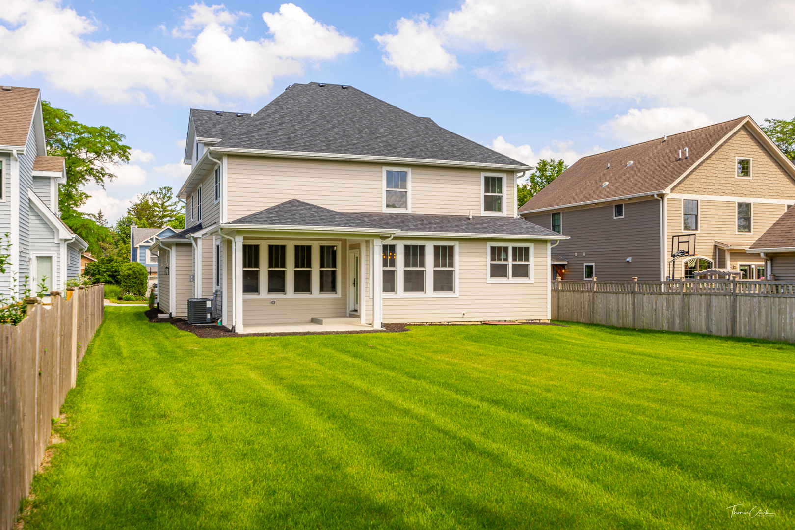 4920 Stonewall Avenue