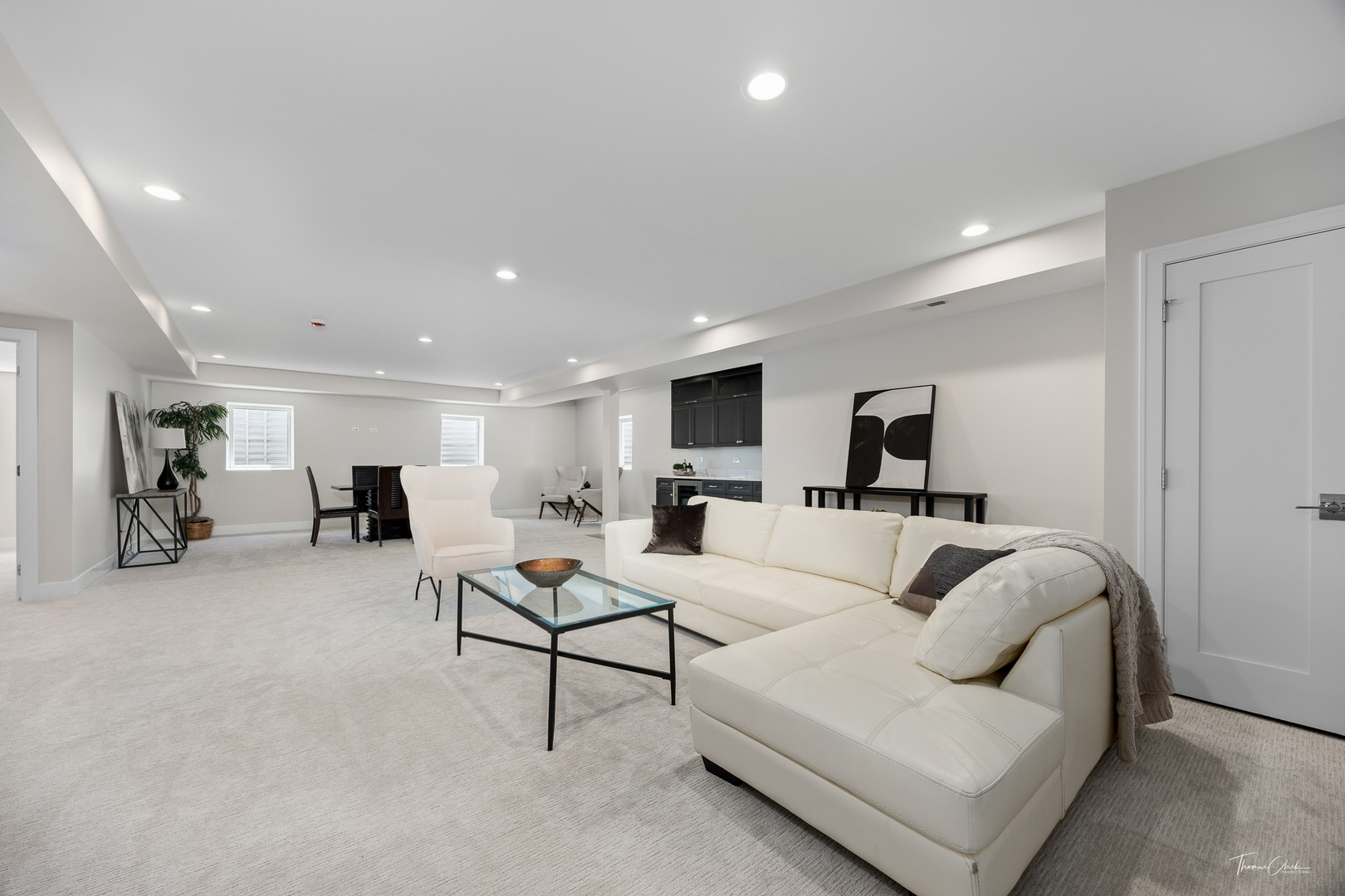 4920 Stonewall Avenue