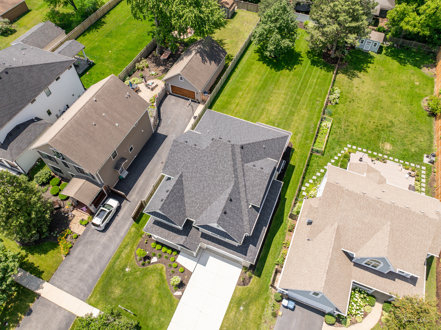 4920 Stonewall Avenue