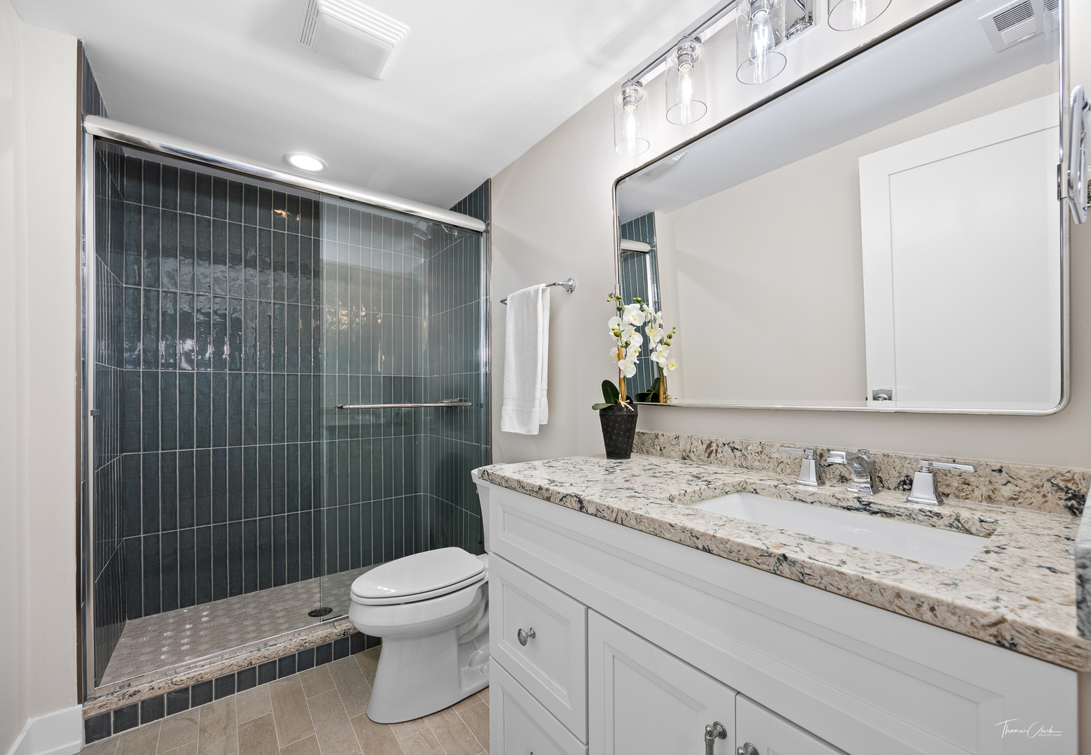 4920 Stonewall Avenue