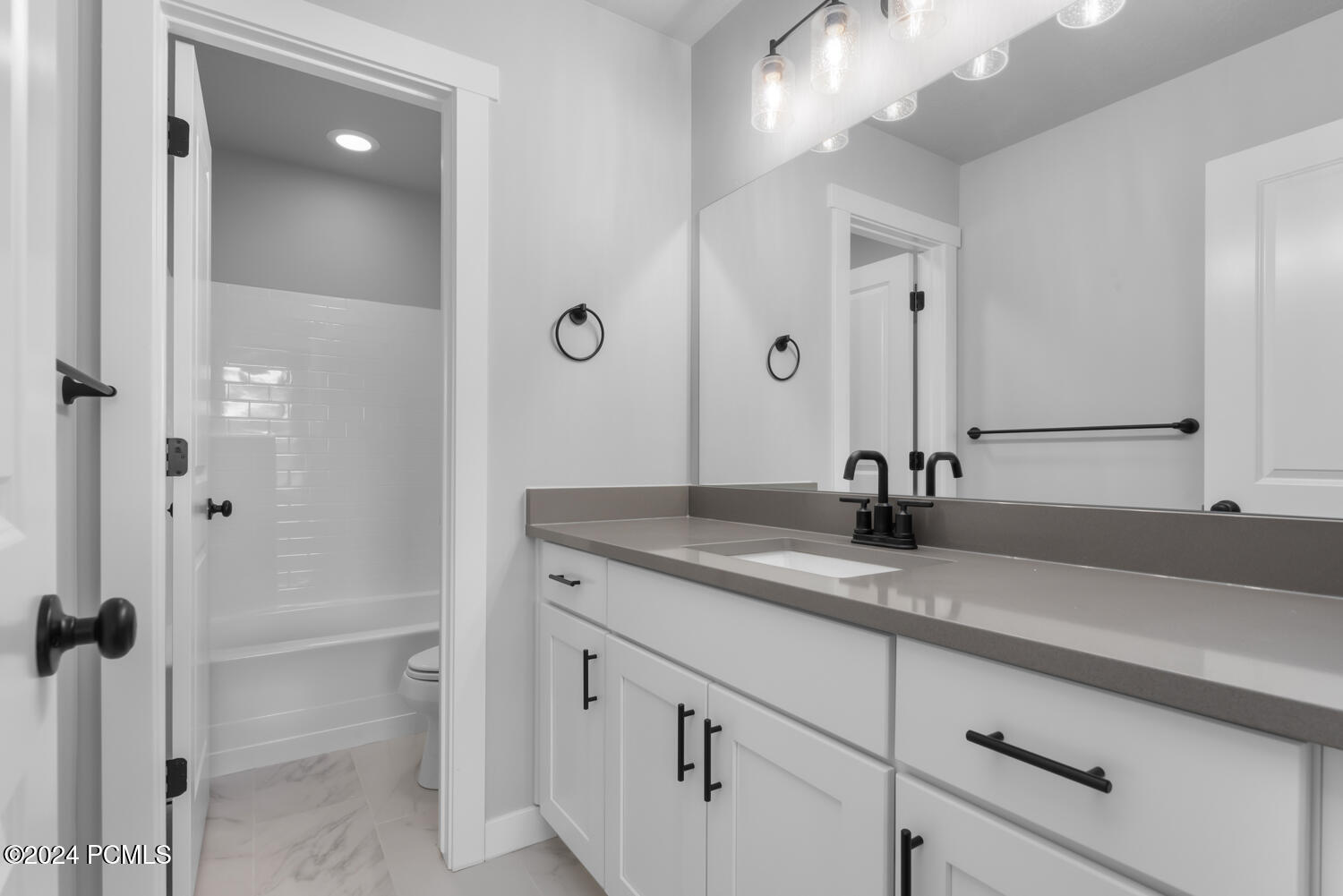 1786 N High Uintas Lane