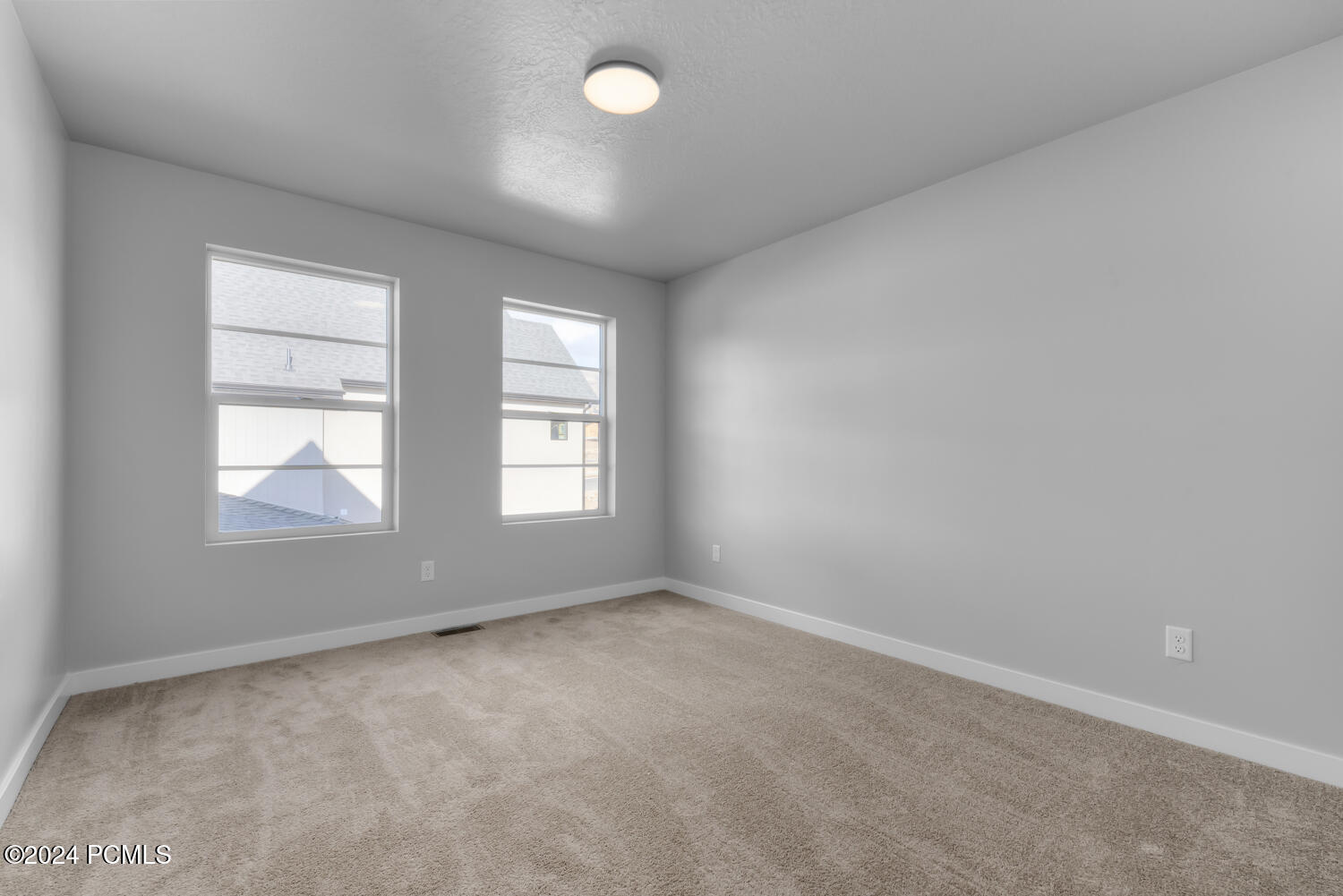 1786 N High Uintas Lane