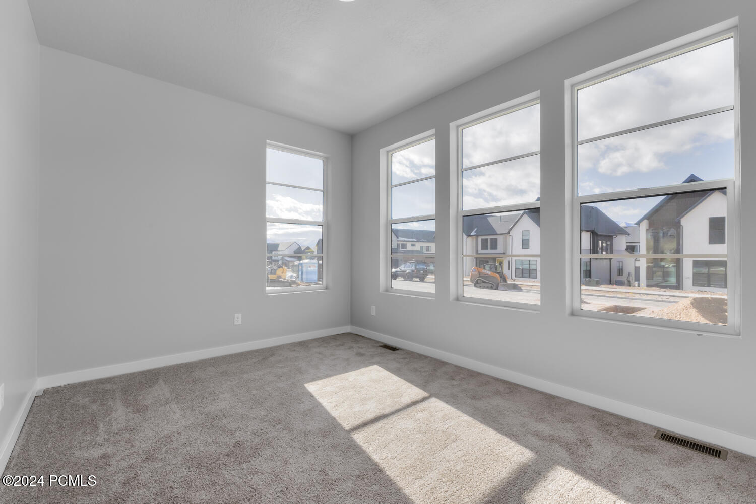 1786 N High Uintas Lane