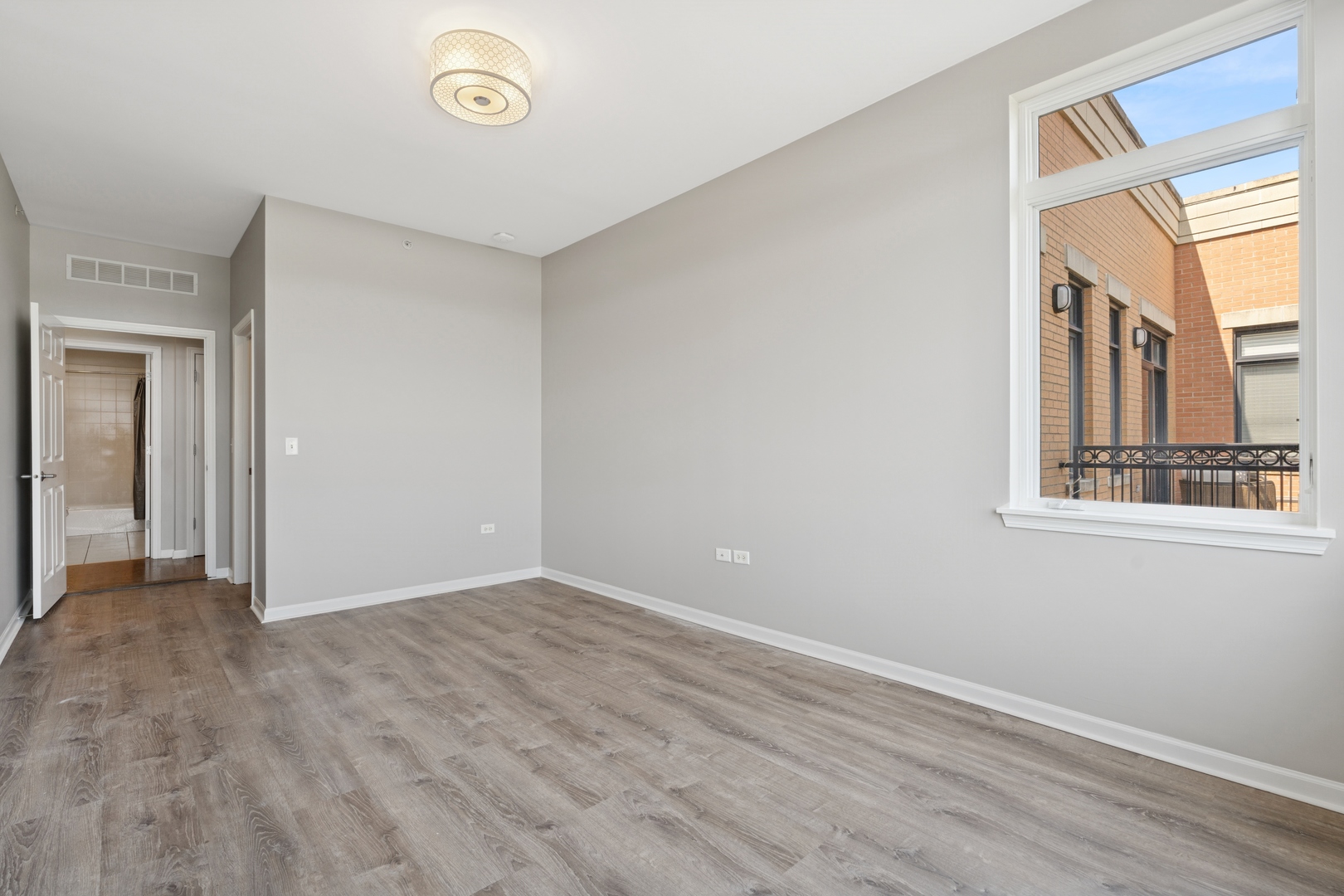 106 S Ridgeland Avenue Unit: 406