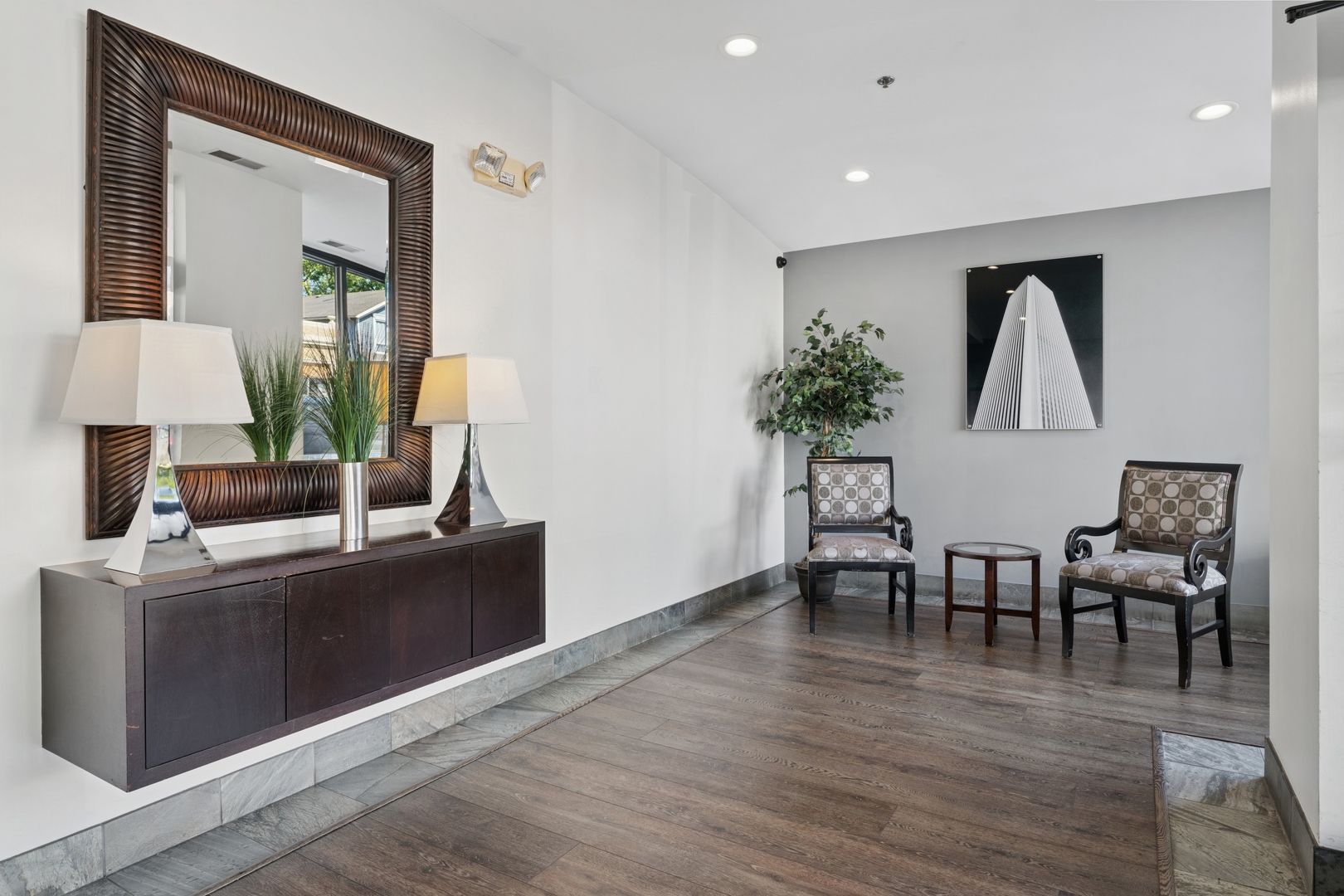 106 S Ridgeland Avenue Unit: 406