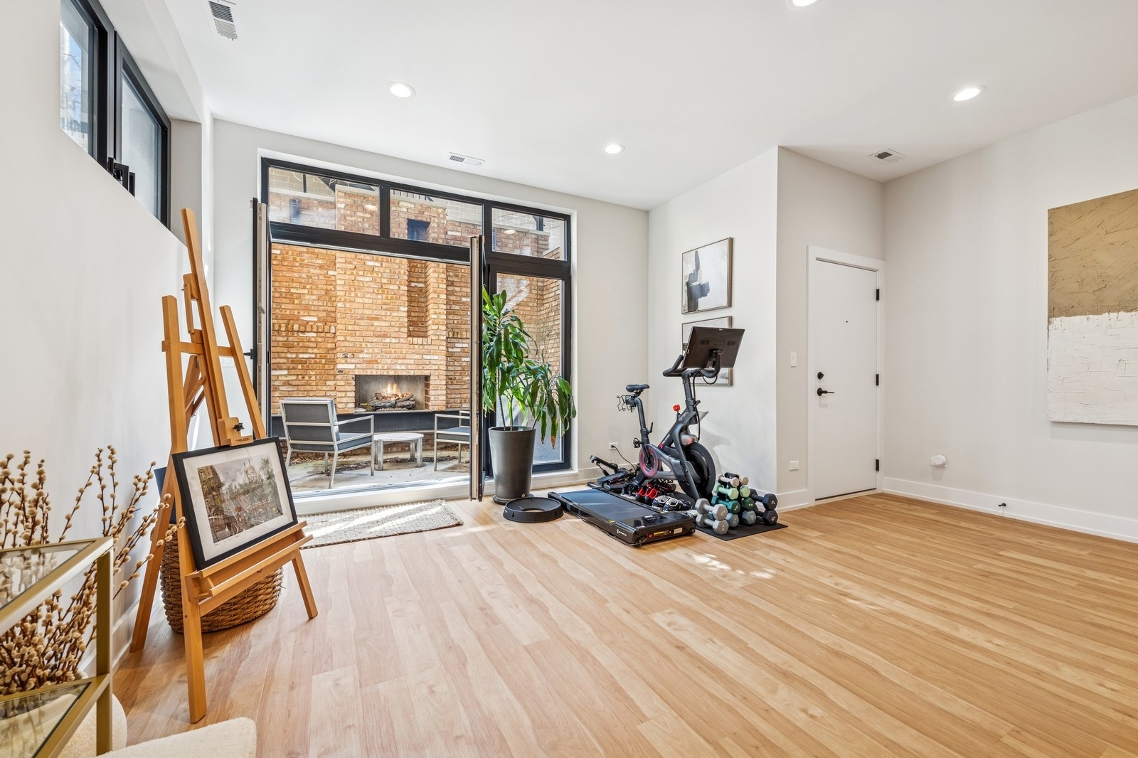 1423 W Huron Street Unit: 1
