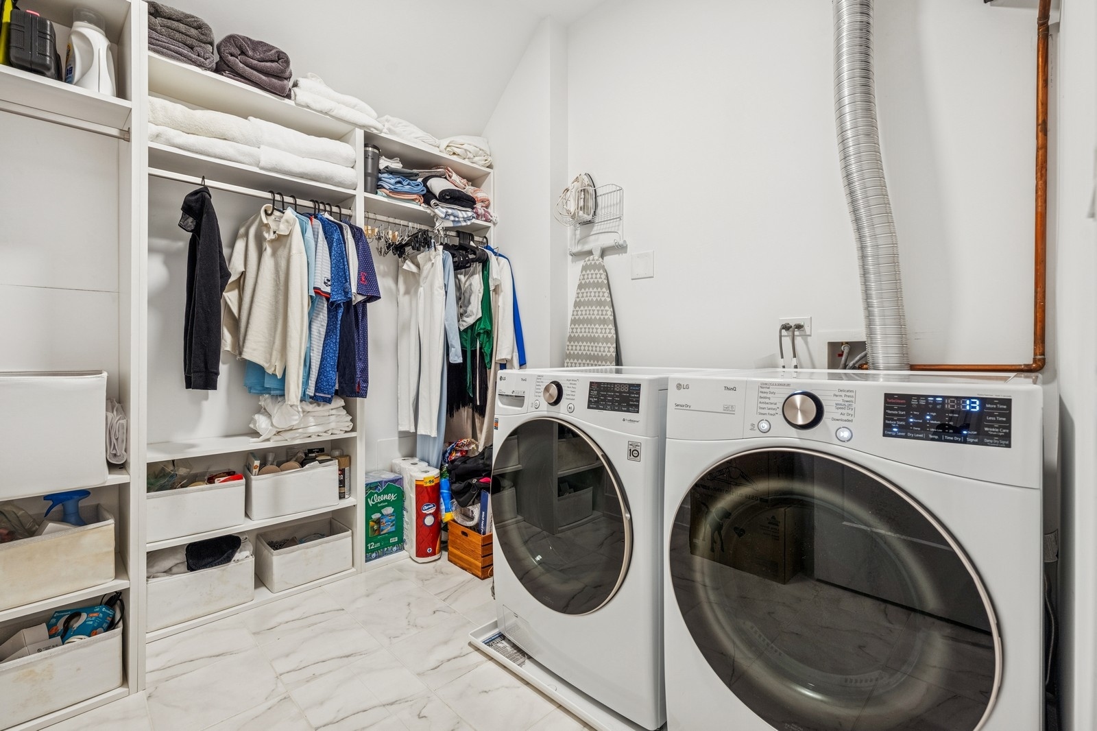 1423 W Huron Street Unit: 1