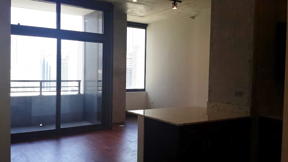 235 W Van Buren Street Unit: 3922