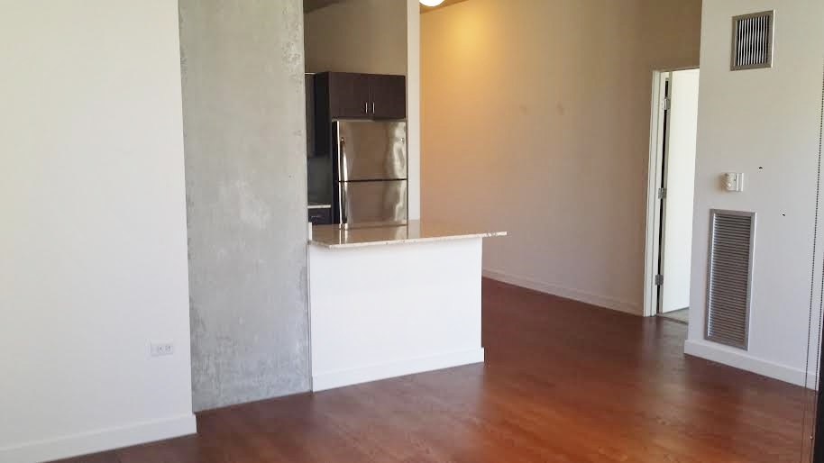 235 W Van Buren Street Unit: 3922