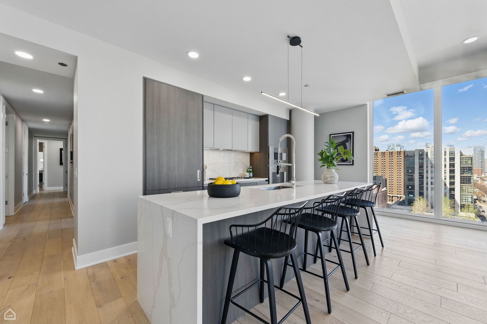 146 W Erie Street Unit: 603