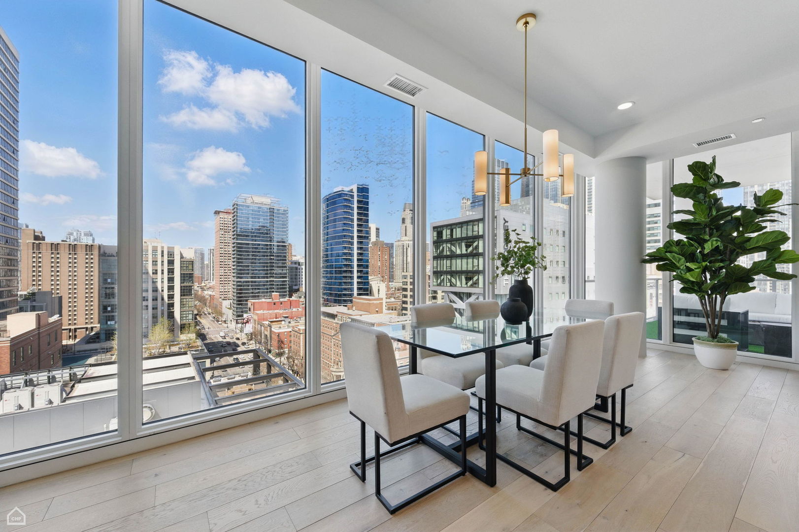 146 W Erie Street Unit: 603