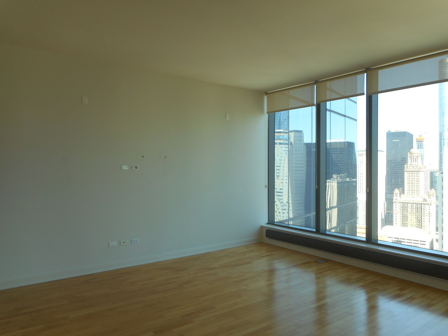 60 E Monroe Street Unit: 5205