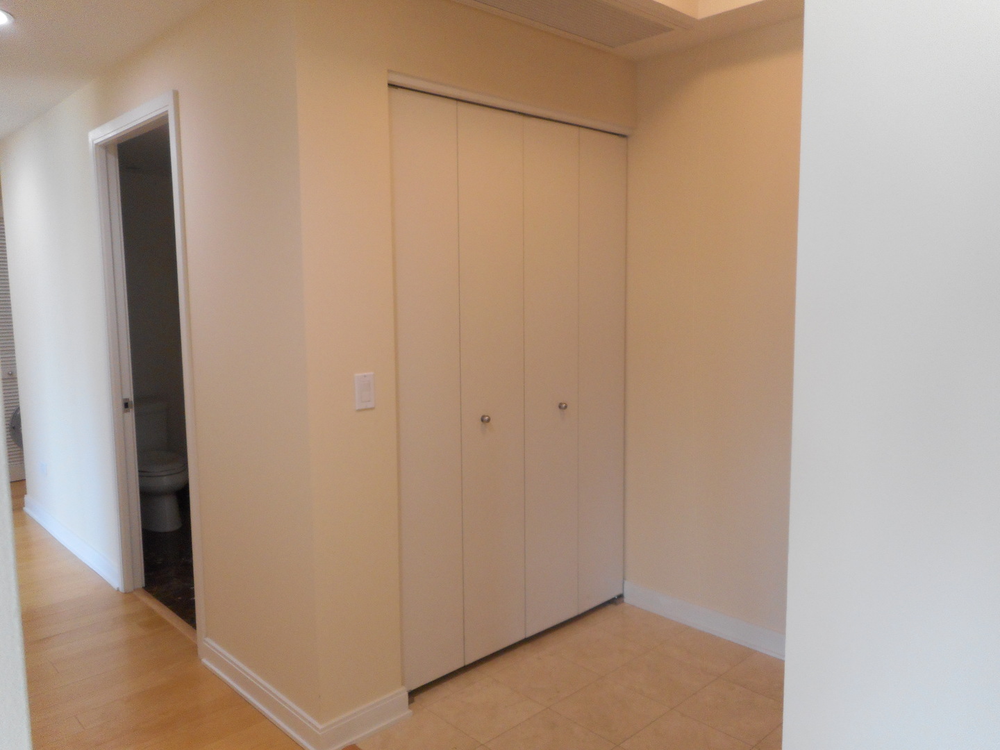 60 E Monroe Street Unit: 5205