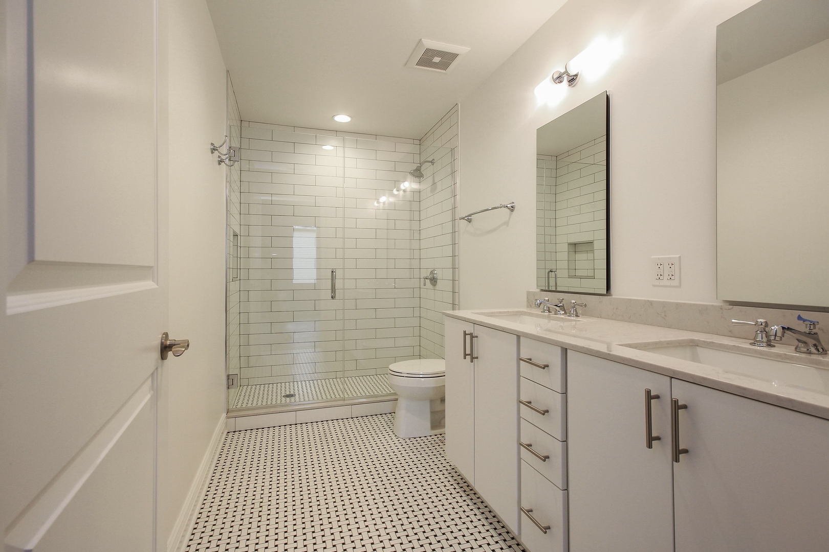 1455 N Wieland Street Unit: 101