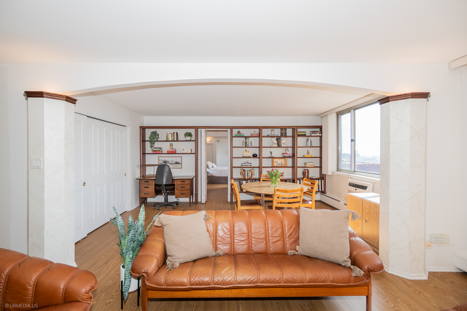 2144 N Lincoln Park West Unit: 16AD